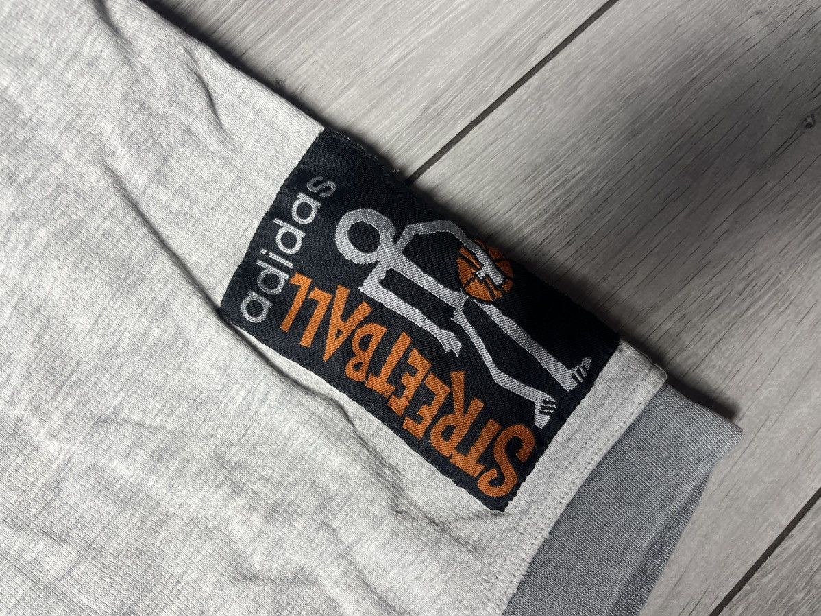 Adidas Vintage Adidas Basketball Shorts Cotton size Medium Size US 32 / EU 48 - 2 Thumbnail