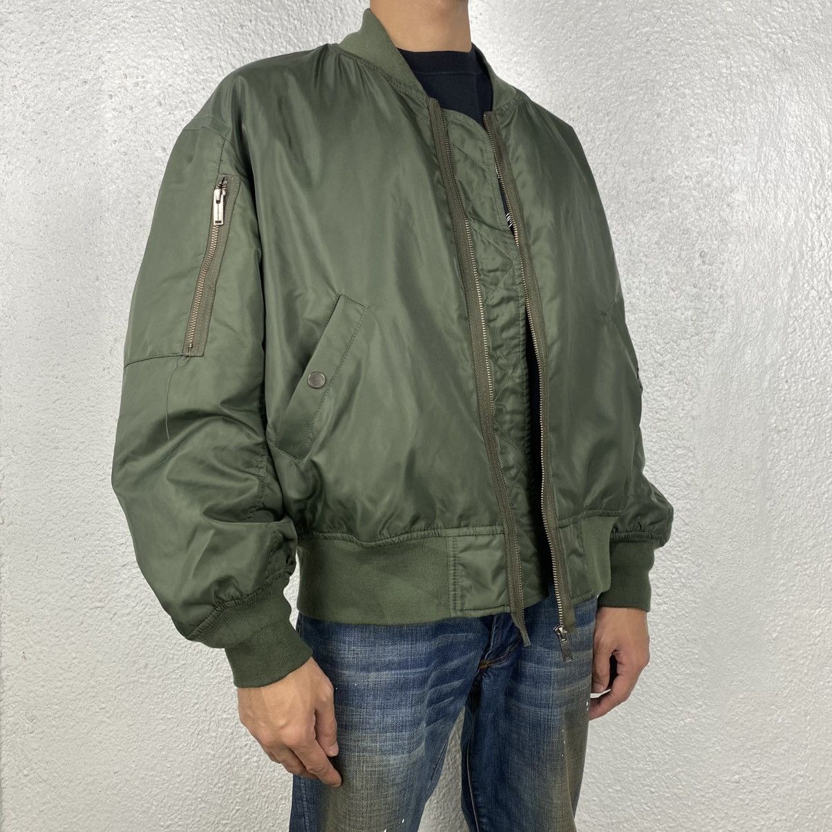 GU × Undercover Oversized Freedom Noise Bomber Size US M / EU 48-50 / 2 - 2 Thumbnail