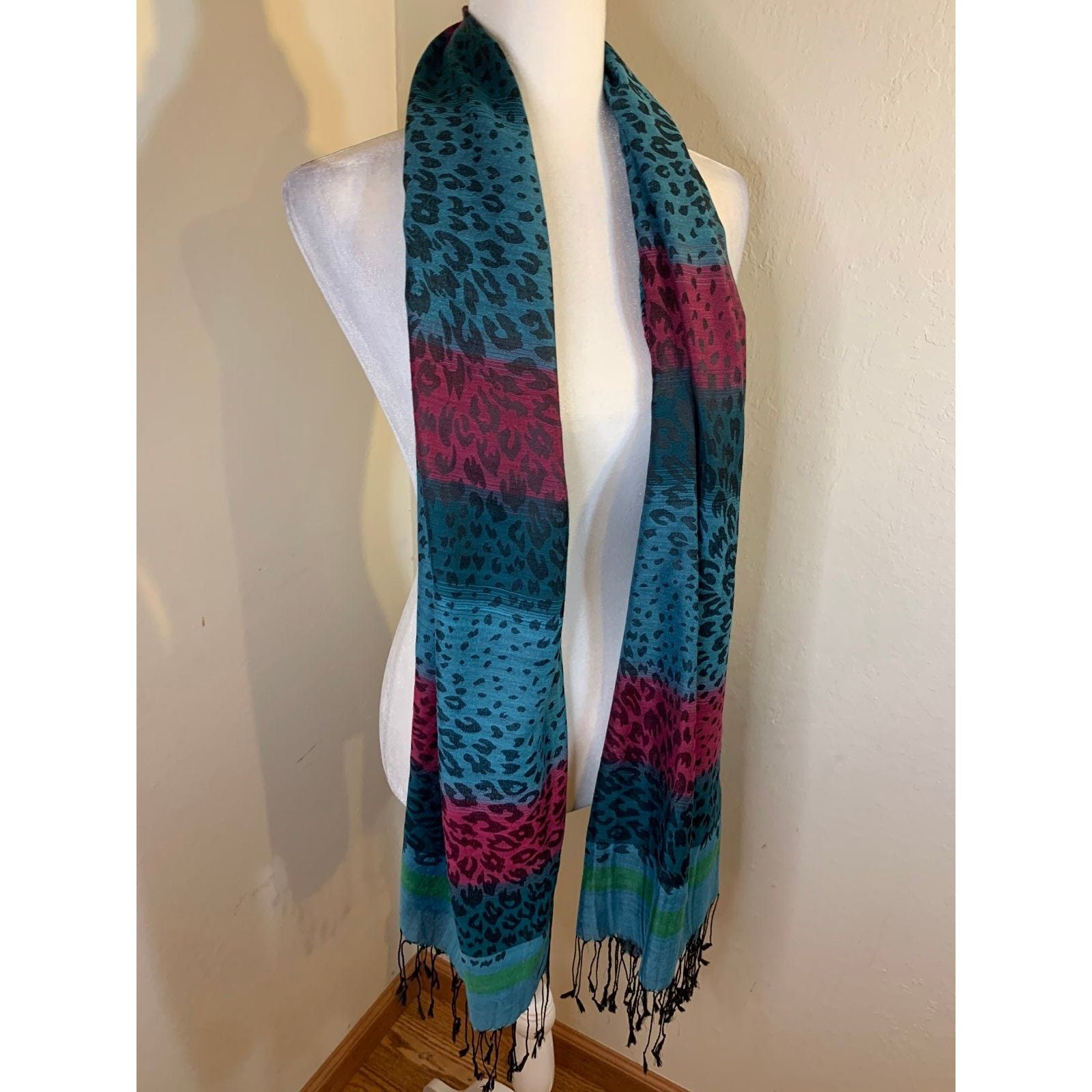 Other Pink-Blue Leopard Long Oblongs Scarf Size ONE SIZE - 2 Thumbnail