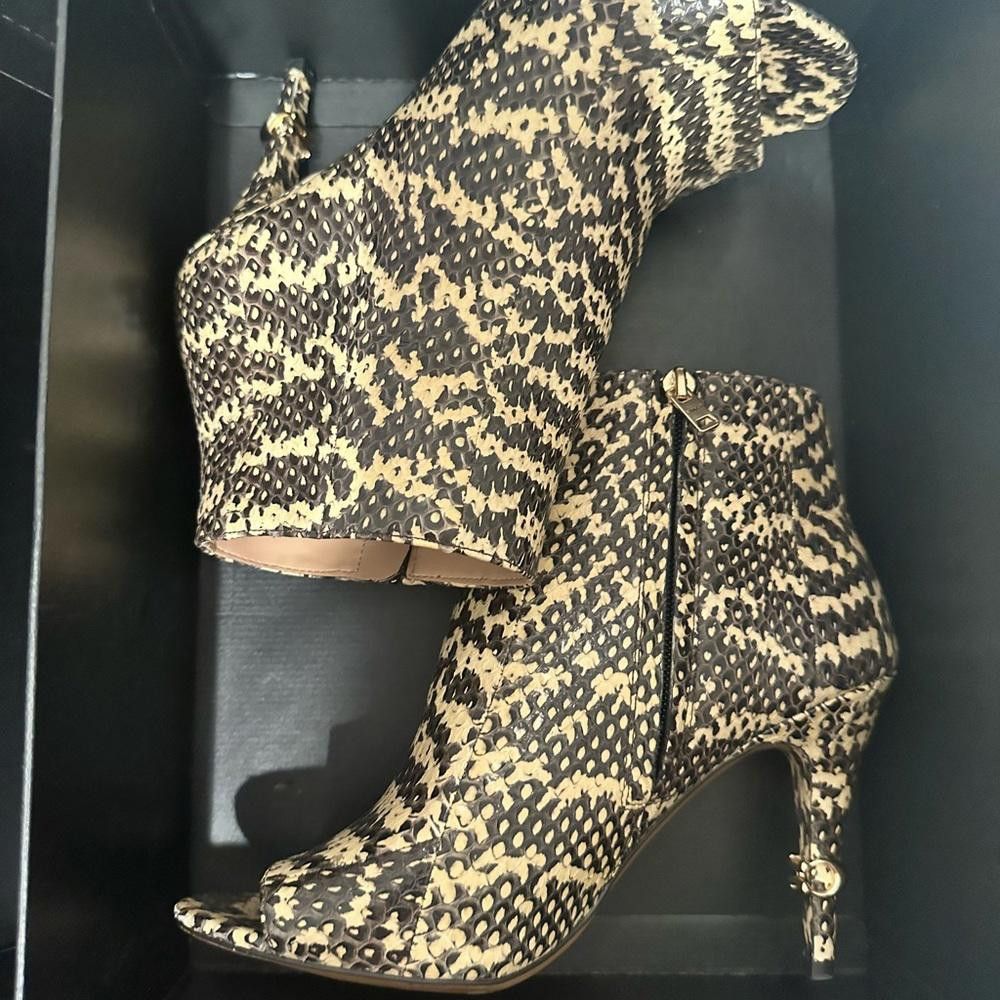 Coach COACH Remi Snakeskin Tan Black High Heel Ankle Booties 9 Size US 9 / IT 39 - 4 Thumbnail