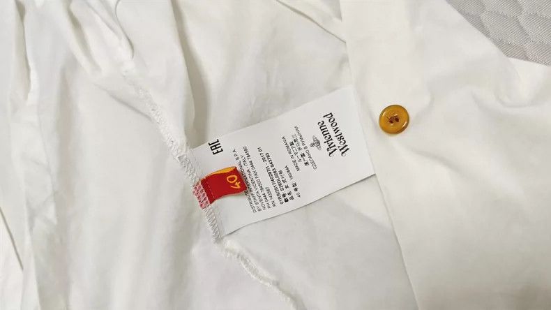 Vivienne Westwood Vivienne Westwood Classic three button white shirt Size XS / US 0-2 / IT 36-38 - 2 Thumbnail