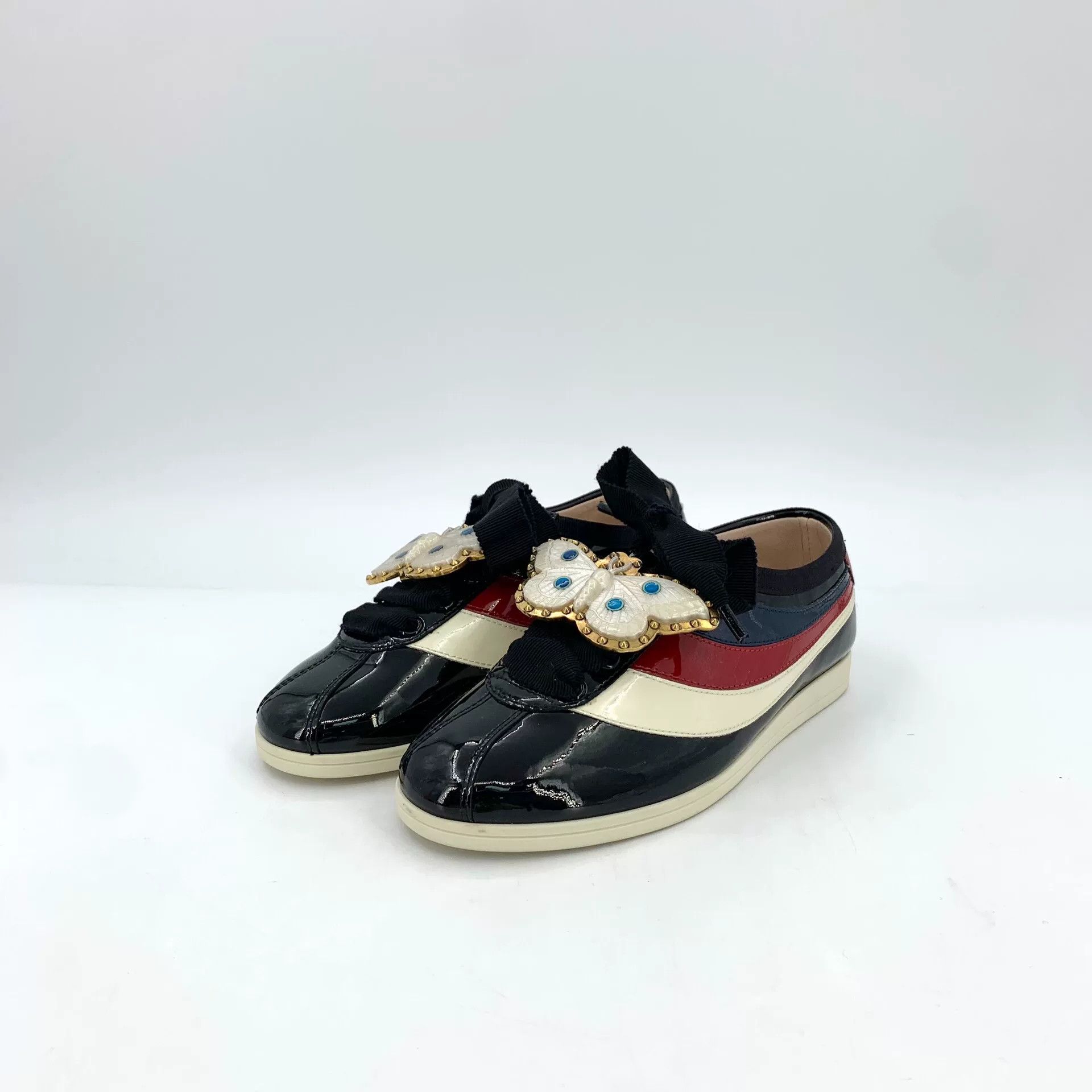 Gucci Gucci Black Lowtop Sneakers 34 Women Size US 4 / IT 34 - 1 Thumbnail