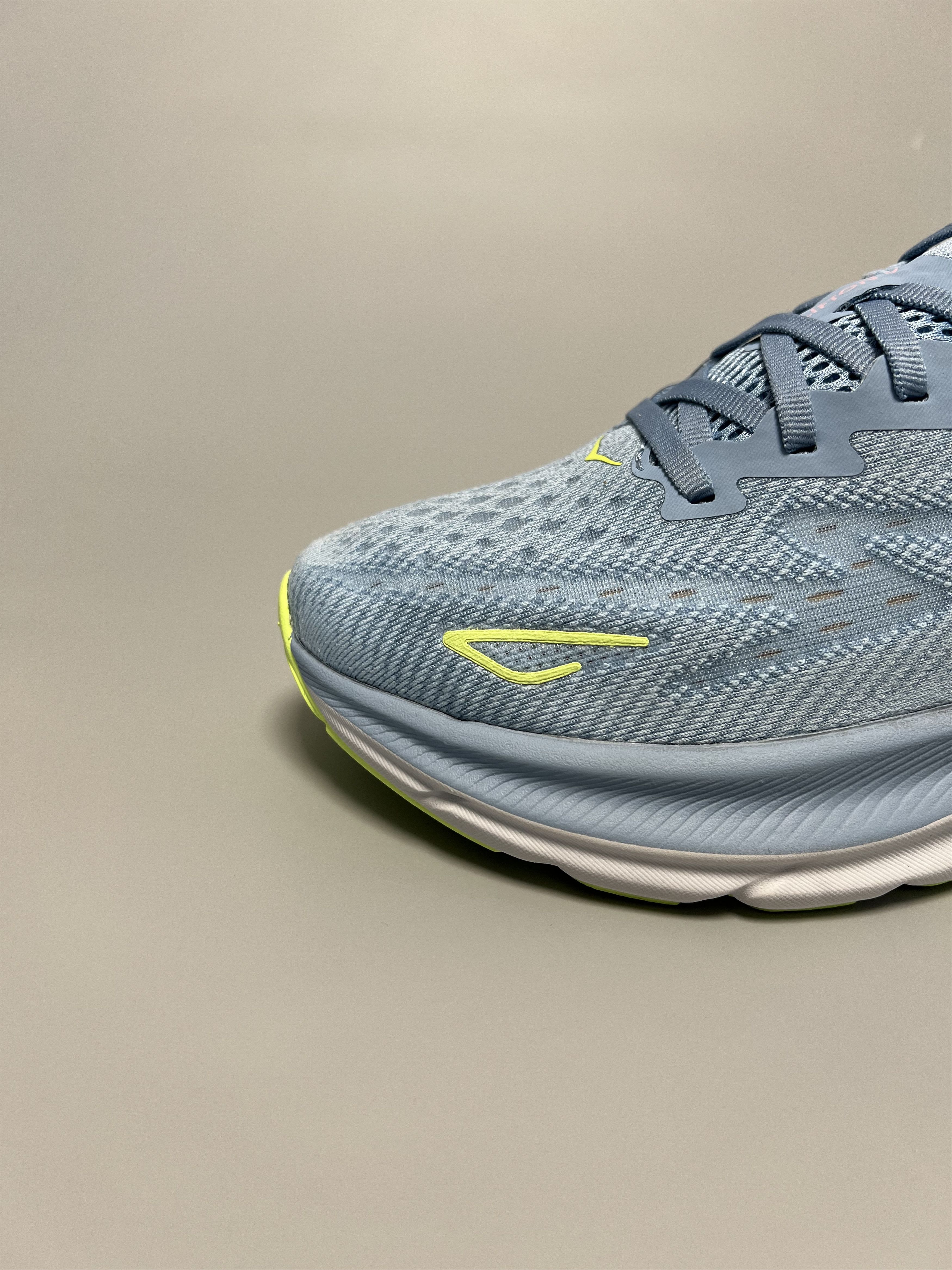 Hoka 7B Hoka One One Clifton 9 Running Shoes Walking Gym Size US 7 / IT 37 - 8 Thumbnail