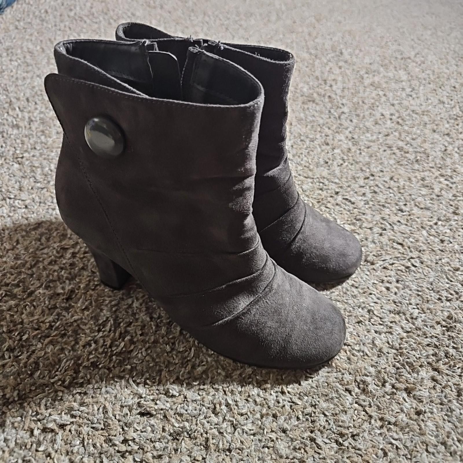 Other A2 by Aerosoles Chukka Heel Boots Sz 6 Gray Side Zip Size US 6 / IT 36 - 1 Thumbnail