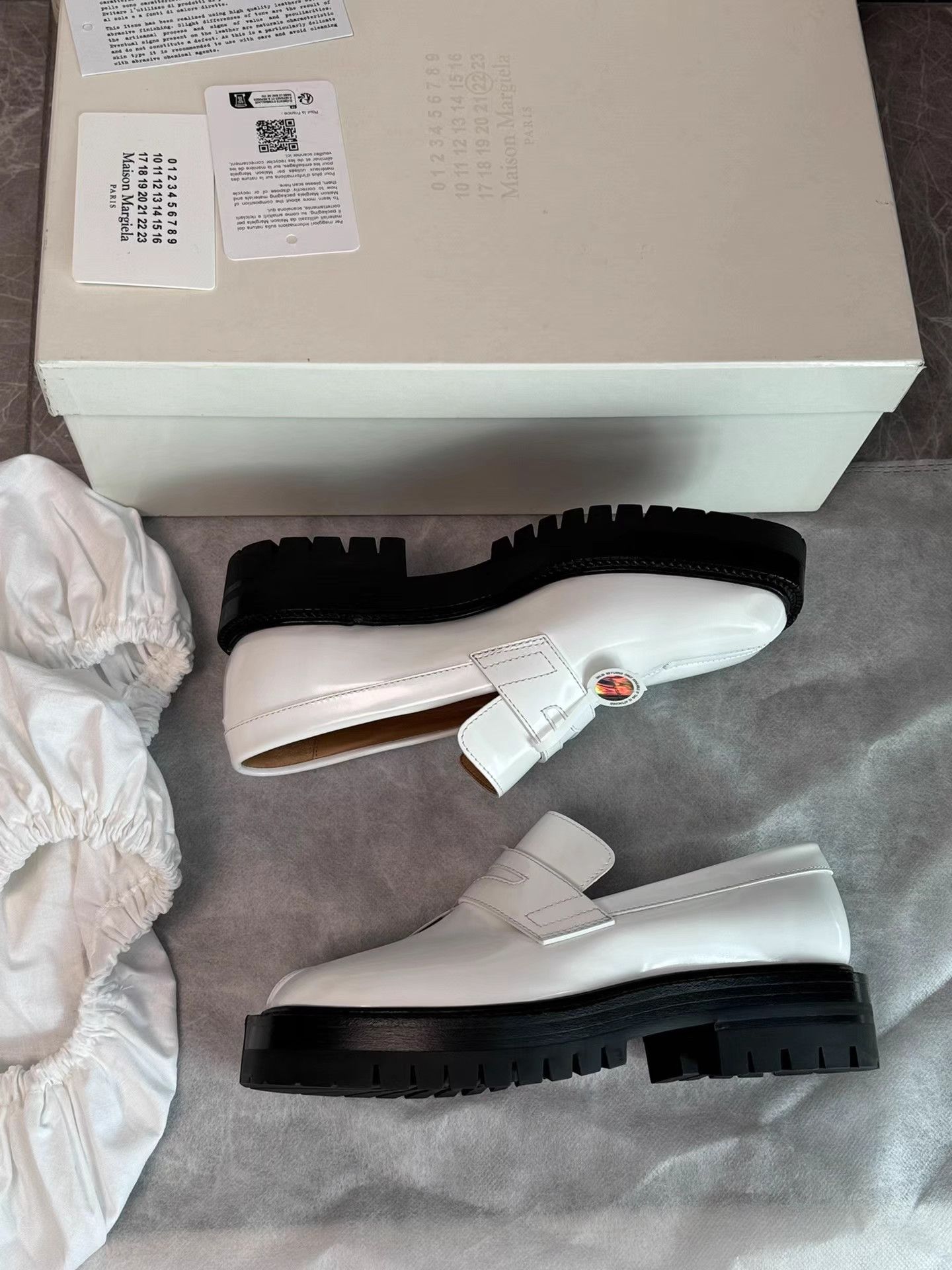 Maison Margiela Maison Margiela Tabi Split-Toe Platform Derby Shoes K6 Size US 5 / IT 35 - 7 Thumbnail