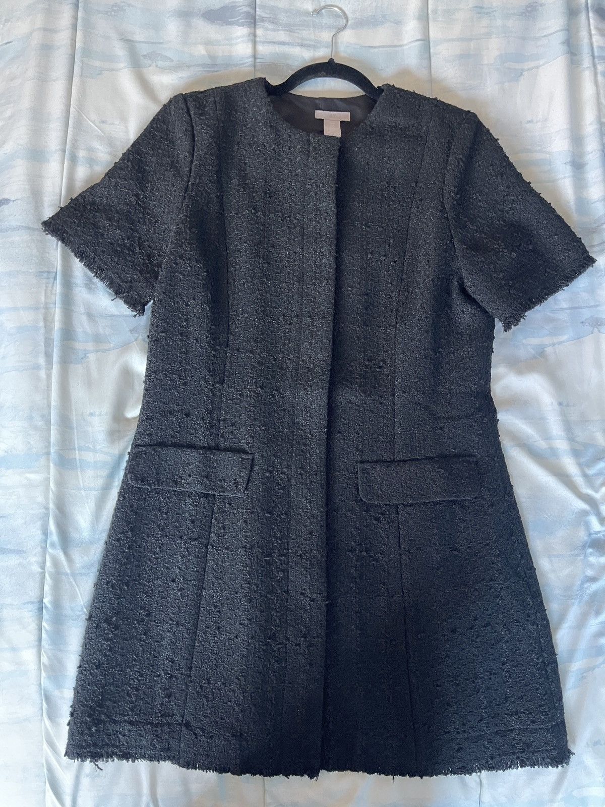 H&M Black Short Sleeve Dress Size M / US 6-8 / IT 42-44 - 1 Thumbnail
