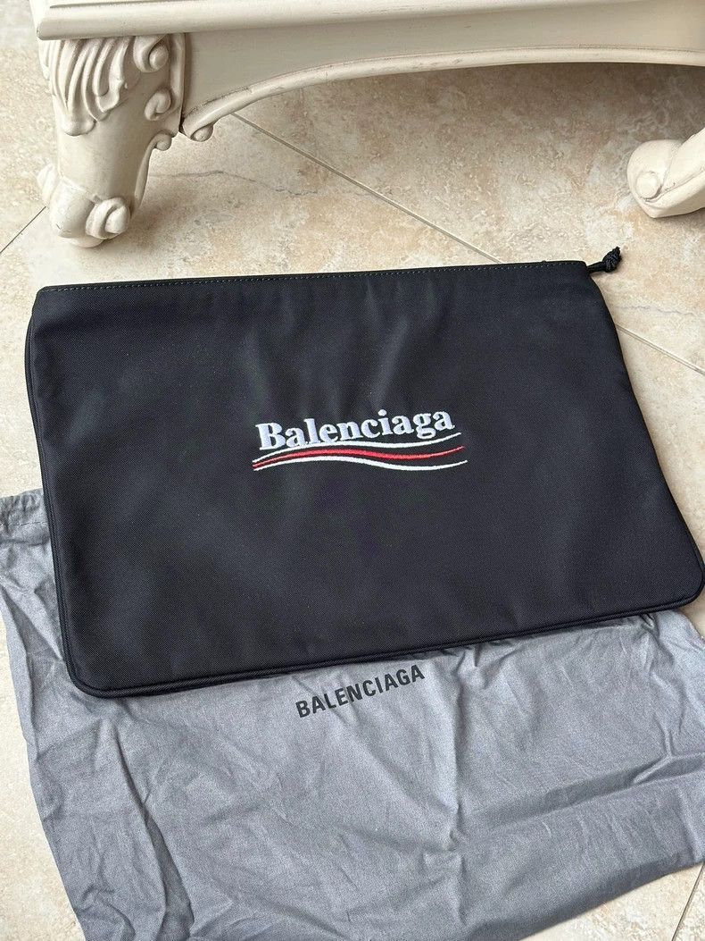Balenciaga Balenciaga Classic Black Handbag with Logo-2505 Size ONE SIZE - 2 Thumbnail