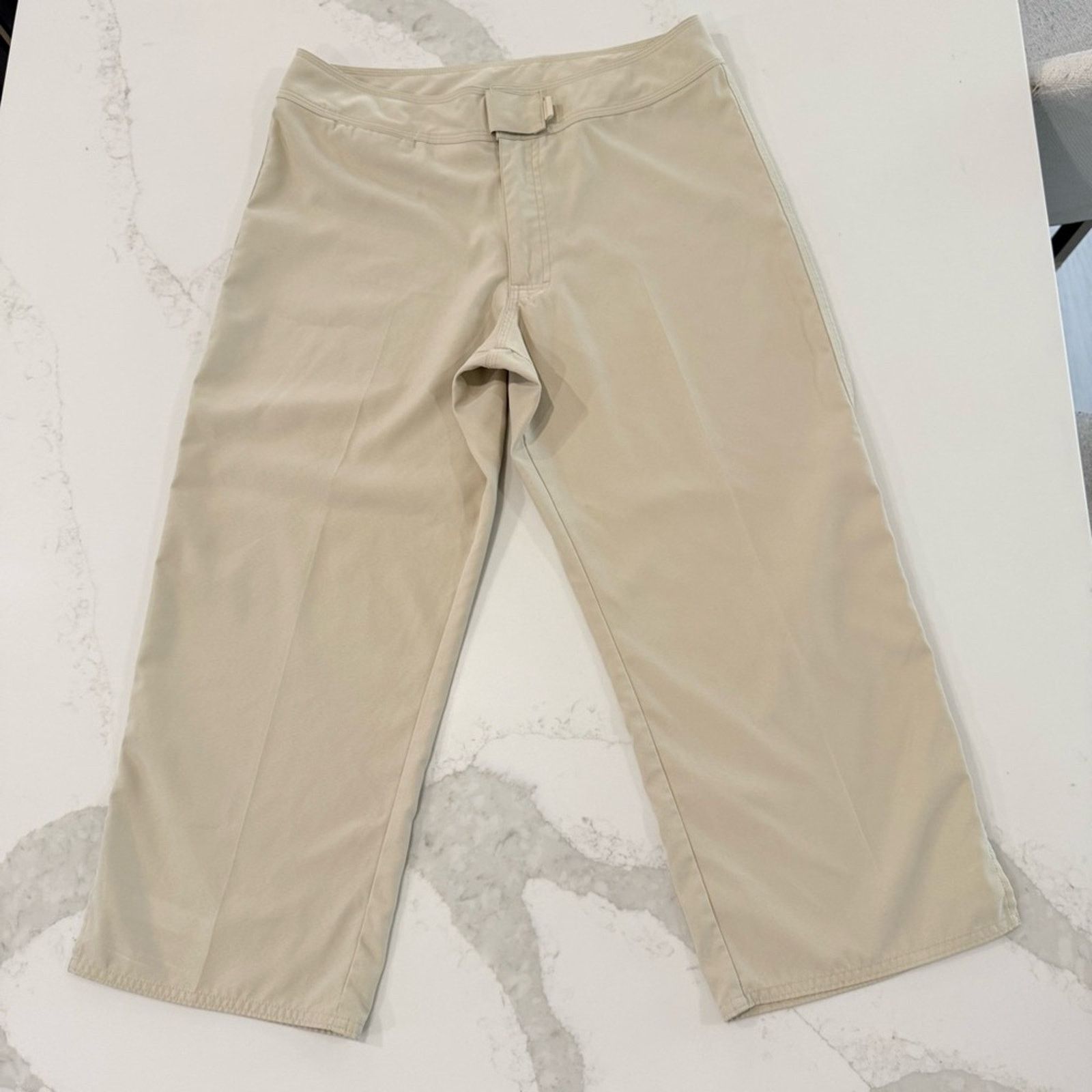 Patagonia Patagonia Kokawe Capri Pants Women’s 10 Beachwood Beige Size 32" / US 10 / IT 46 - 1 Thumbnail
