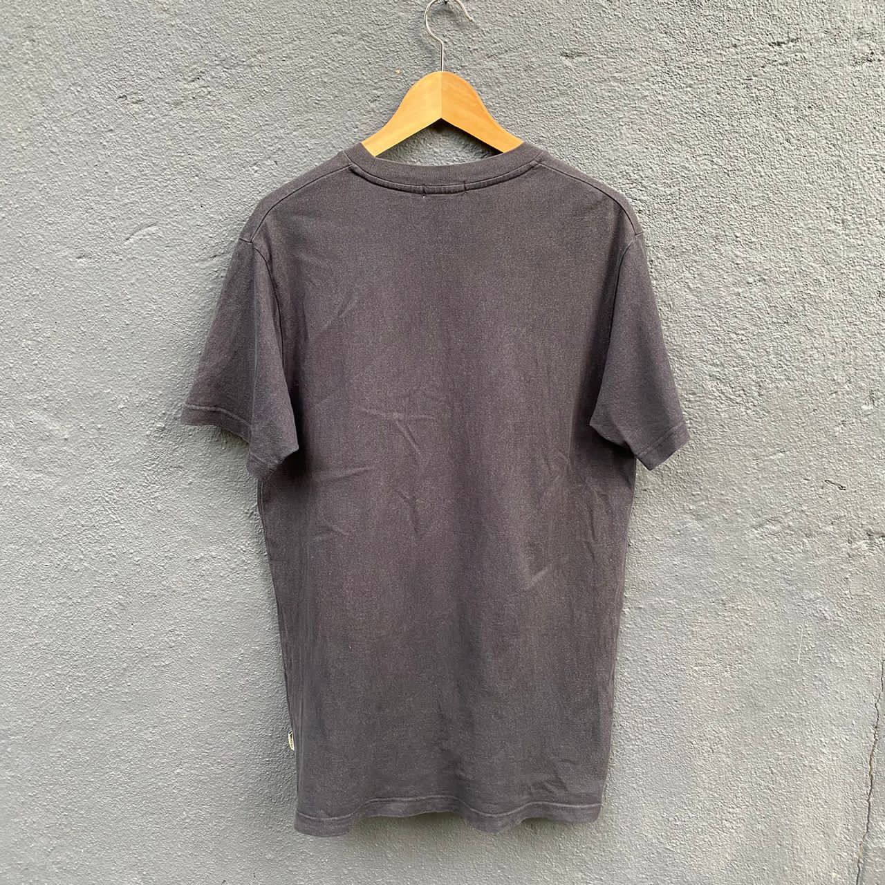 Uniqlo Thrashed Faded Roy Lichtenstein X Uniqlo Japanese Brand Tee Size US L / EU 52-54 / 3 - 3 Thumbnail