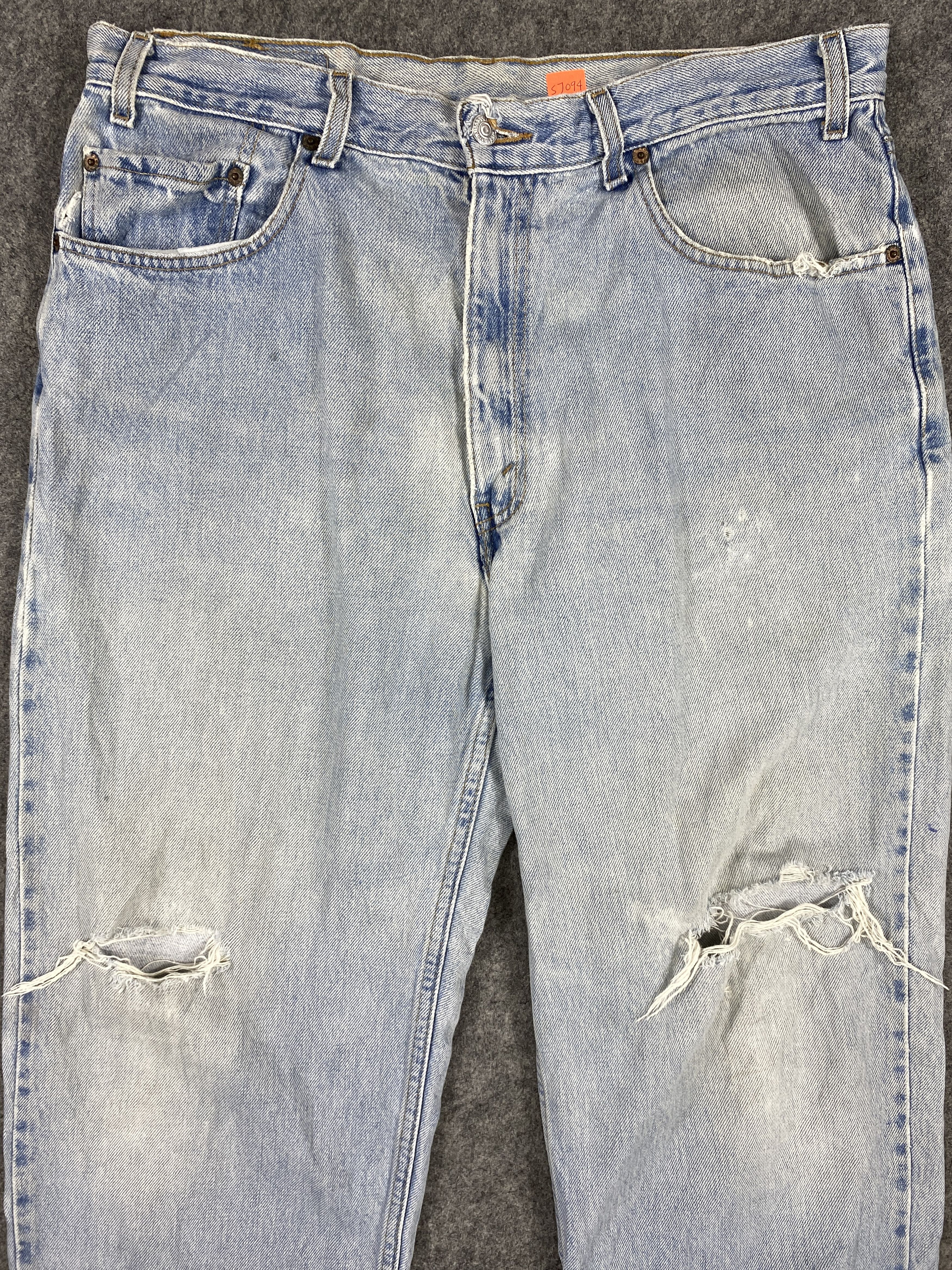 Levi's Light Blue Wash Vintage Levi's 550 35x29.5 Denim -SJ094 Size US 35 - 3 Thumbnail