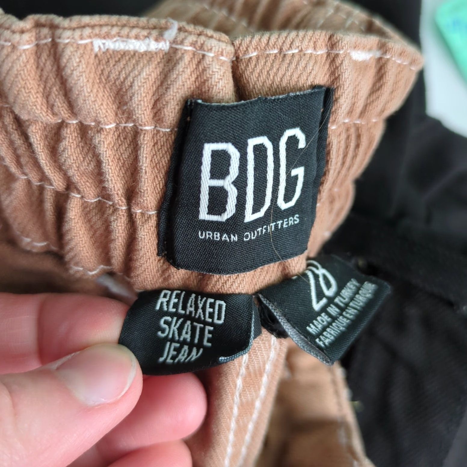 Bdg BDG Jeans Womens 28 Brown Cargo Baggy Denim Skater Slouchy Pockets Pants Wide-Leg Relaxed Vintage? Wait no vintage. BDG. Size 28" / US 6 / IT 42 - 3 Thumbnail
