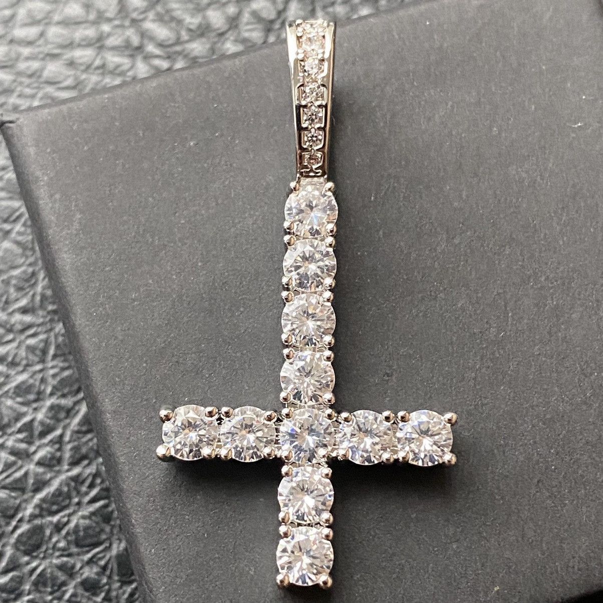 Jewelry Upside Down Cross Inverted Diamond Pendant w/ 20" Rope Chain Size ONE SIZE - 2 Thumbnail