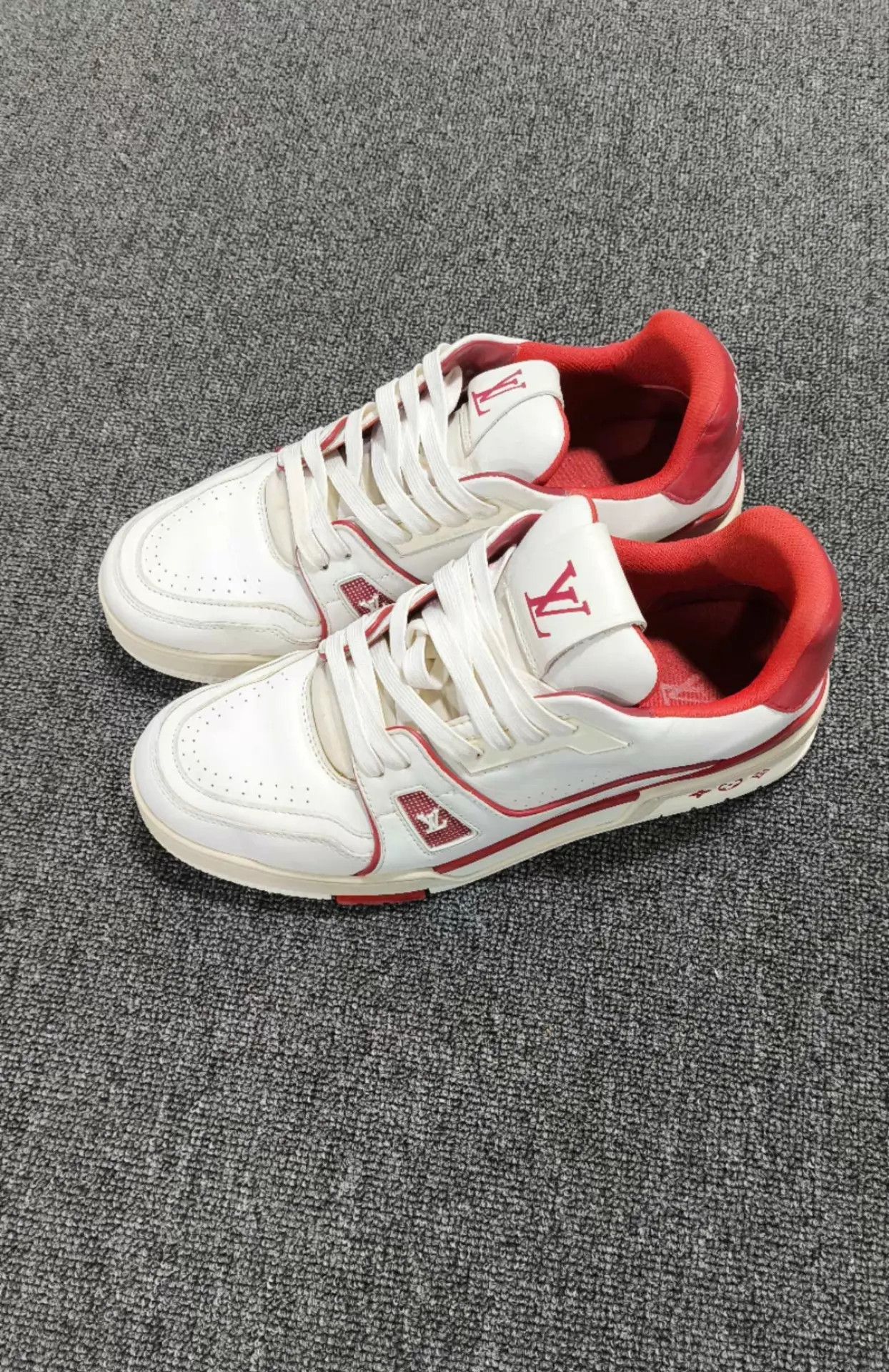 Louis Vuitton LV White Red Trainer 41.5 Size US 8.5 / EU 41-42 - 1 Thumbnail