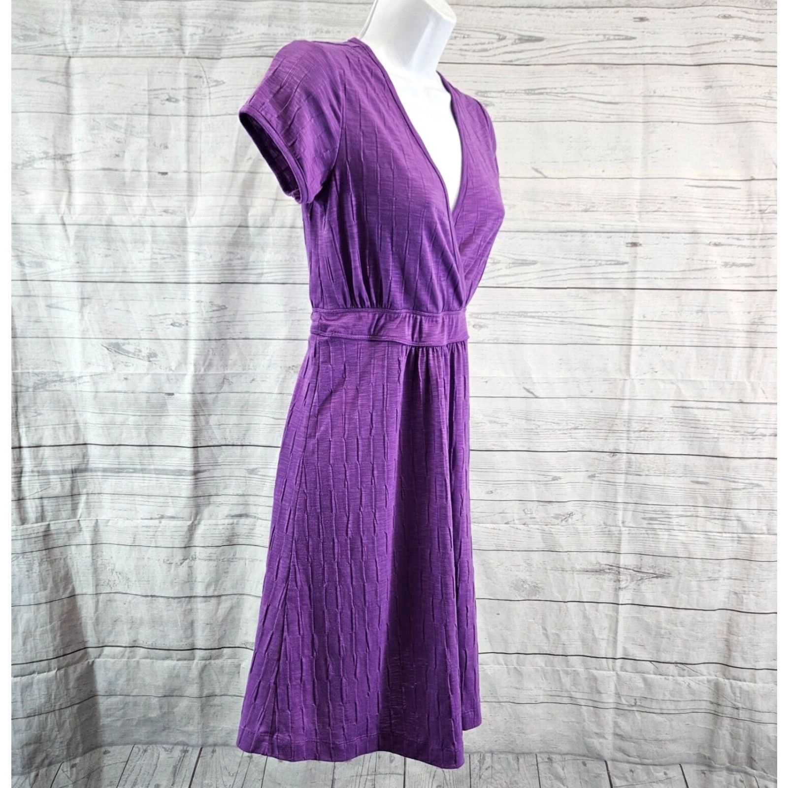 Vintage VINTAGE? No. Title Nine Womens Dress XS Purple Short Sleeve V-Neck Zip Pocket Shirt Dress Womens XS Purple Short Sleeve V-Neck Pockets 90s Theme? Size 26" / US 2 / IT 38 - 4 Thumbnail