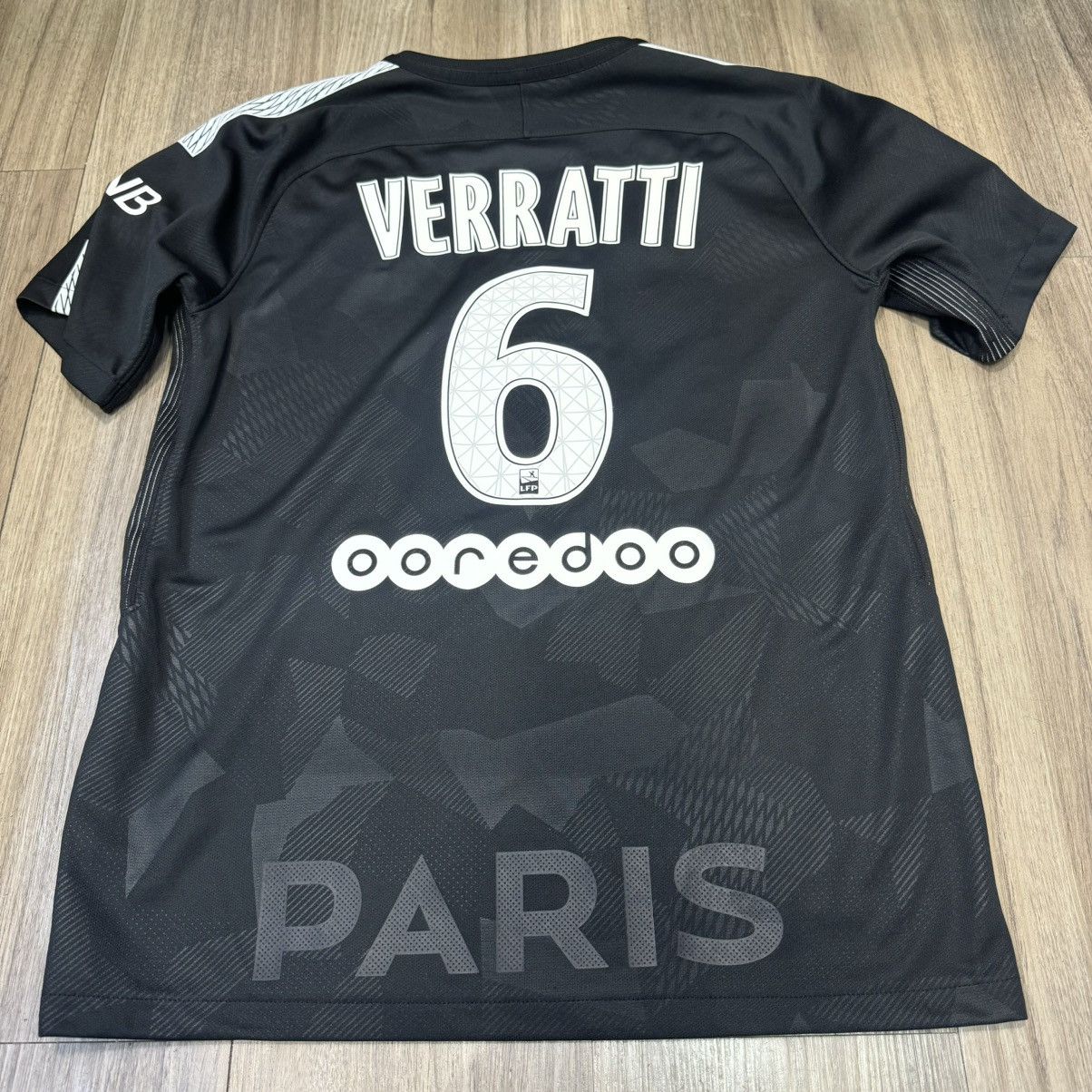 Nike PSG 17/18 third away shirt #6 Verratti Size US M / EU 48-50 / 2 - 2 Thumbnail