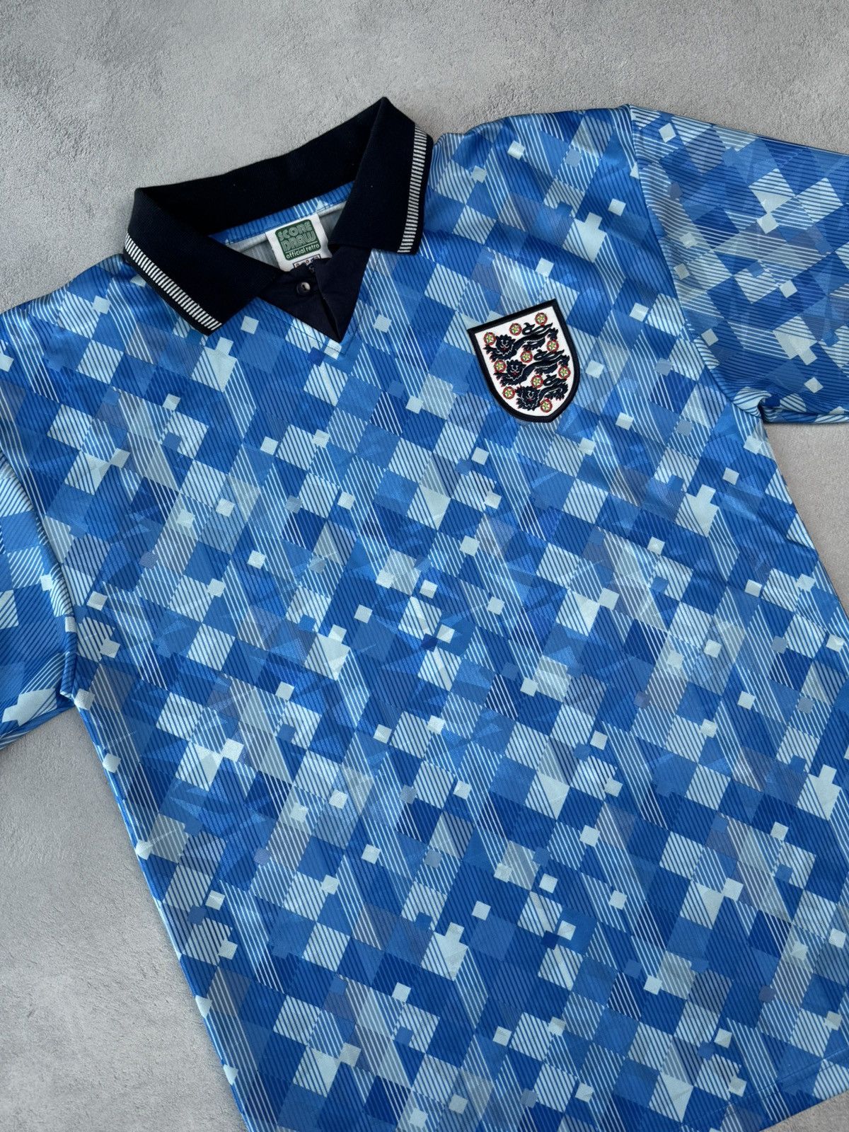 Vintage England 1990 Third Football Shirt Soccer Jersey Size US M / EU 48-50 / 2 - 3 Thumbnail