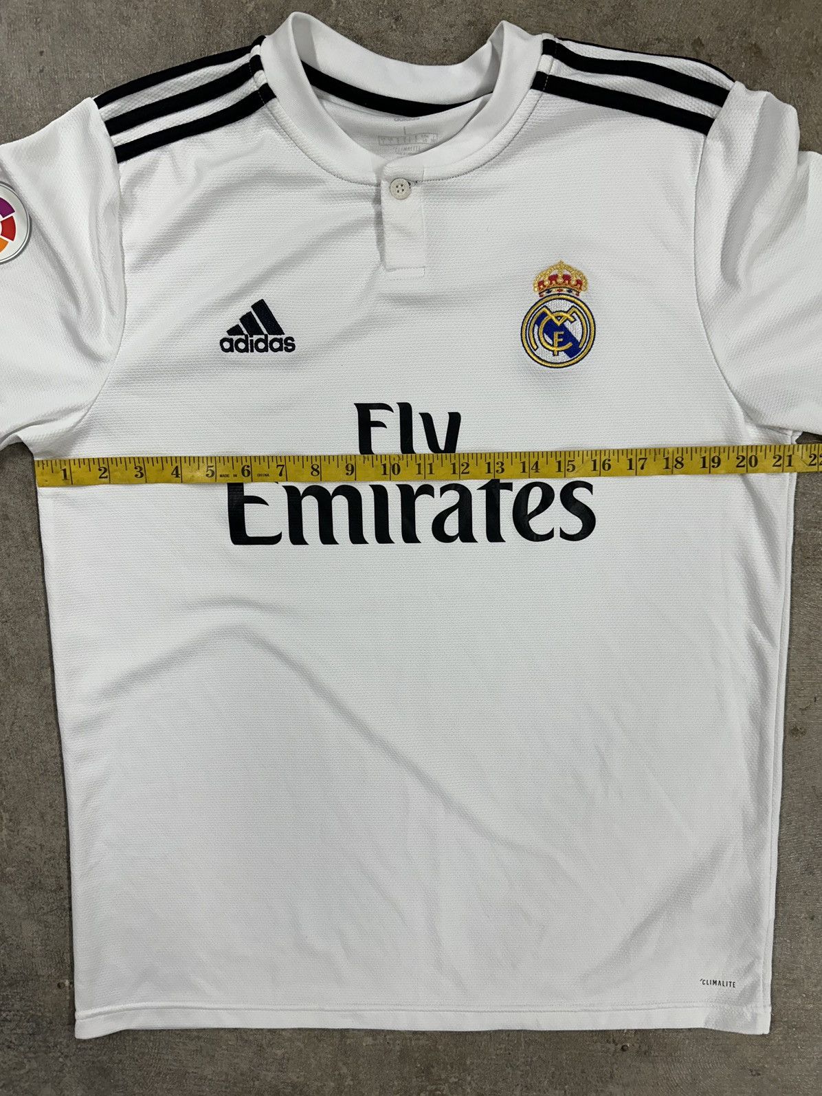Adidas Adidas 18/19 Real Madrid FC Home Soccer Jersey Kit Size US L / EU 52-54 / 3 - 8 Thumbnail
