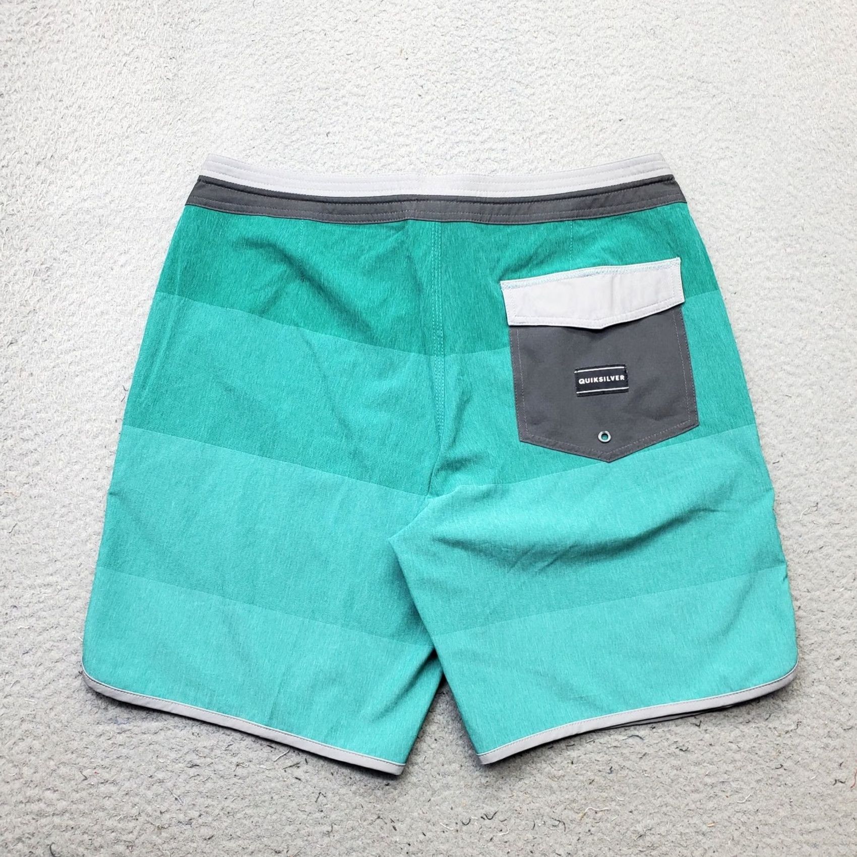 Quiksilver Quiksilver Board Shorts Men 34 Multi Patch Logo Swimwear Surf Surfing Water Polo Size US S / EU 44-46 / 1 - 2 Thumbnail