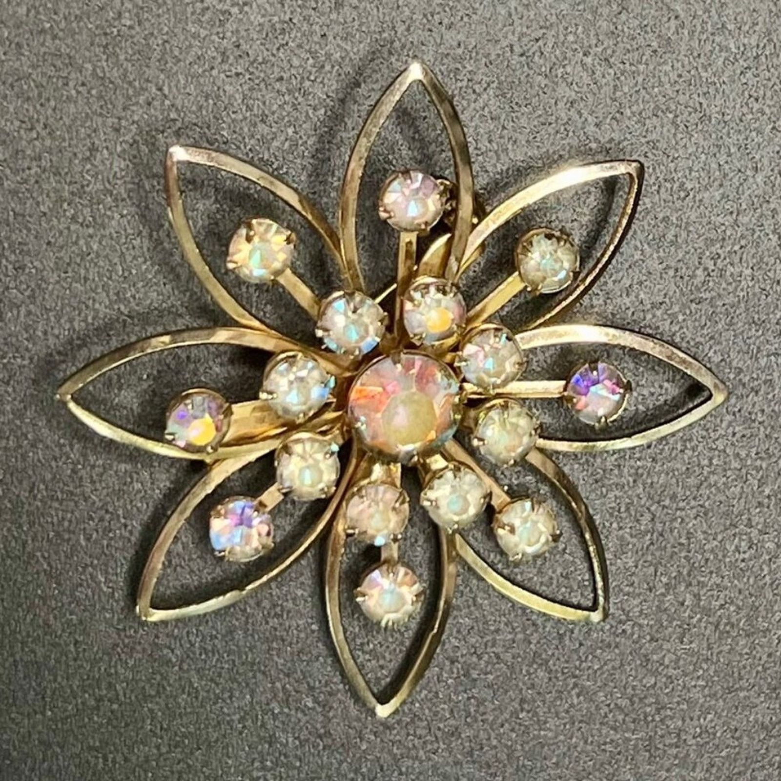 & Other Stories AB Rhinestone Flower Outline Brooch Pin Size ONE SIZE - 1 Preview