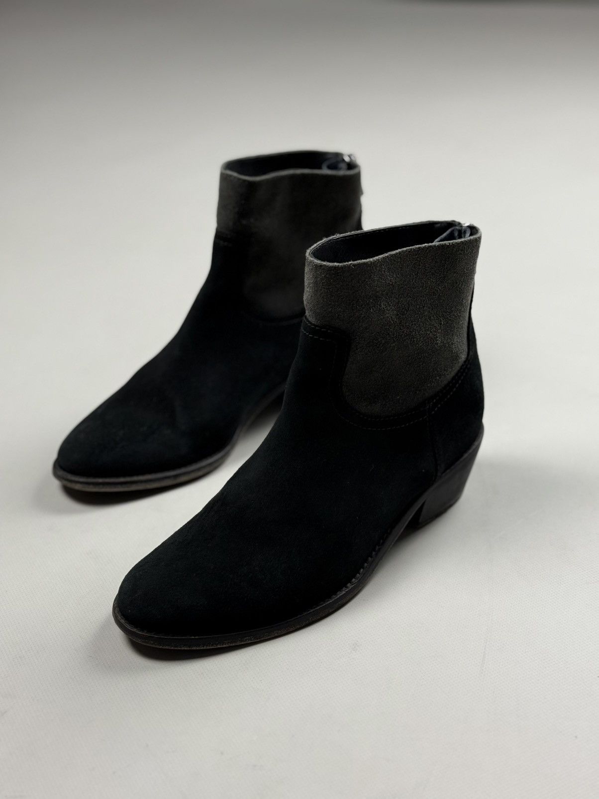 Zadig & Voltaire Zadig & Voltaire Ladies Suede Ankle Zip Biker Boots Shoes Size US 7 / IT 37 - 10 Thumbnail