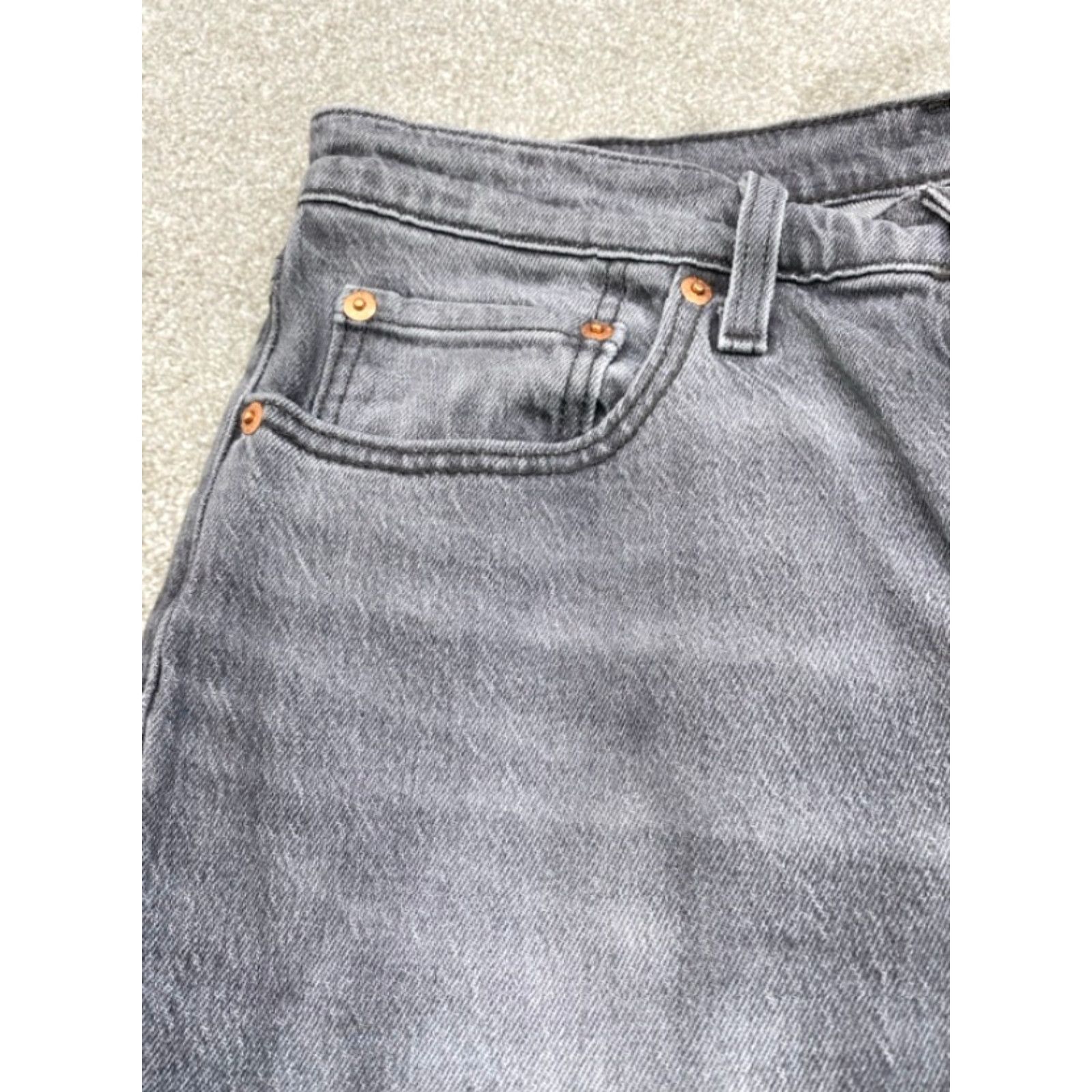 Levi's Levi's 501 Jeans Mens 29x30 Gray Denim Button Fly Straight Levi's 501 Series Regular Cotton 5-Pocket Mens Jeans Size US 29 - 6 Thumbnail