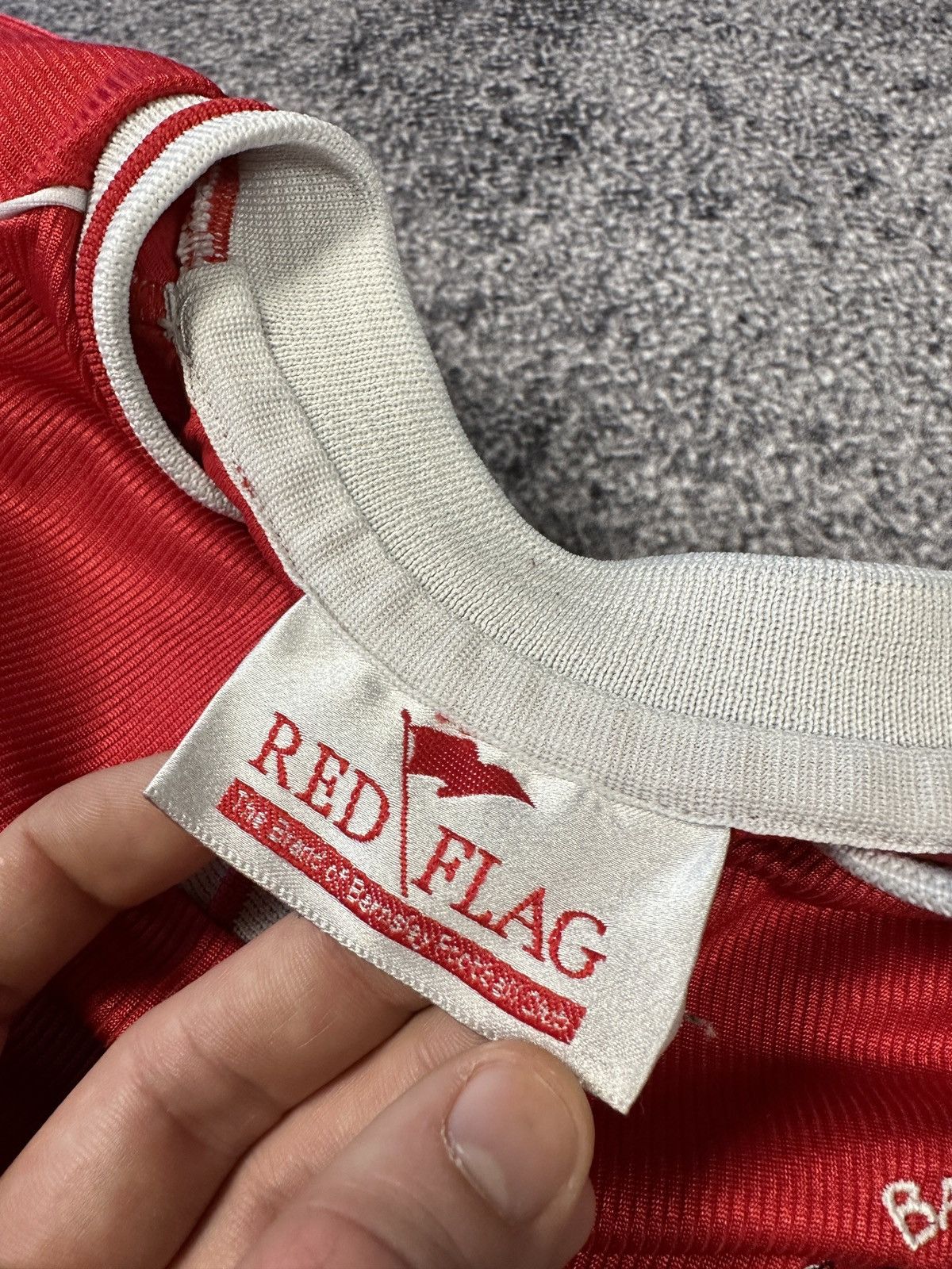 Vintage Vintage Red Flag Barnsley FC Vodka Kick Soccer Jersey Rare Size US XXL / EU 58 / 5 - 3 Thumbnail