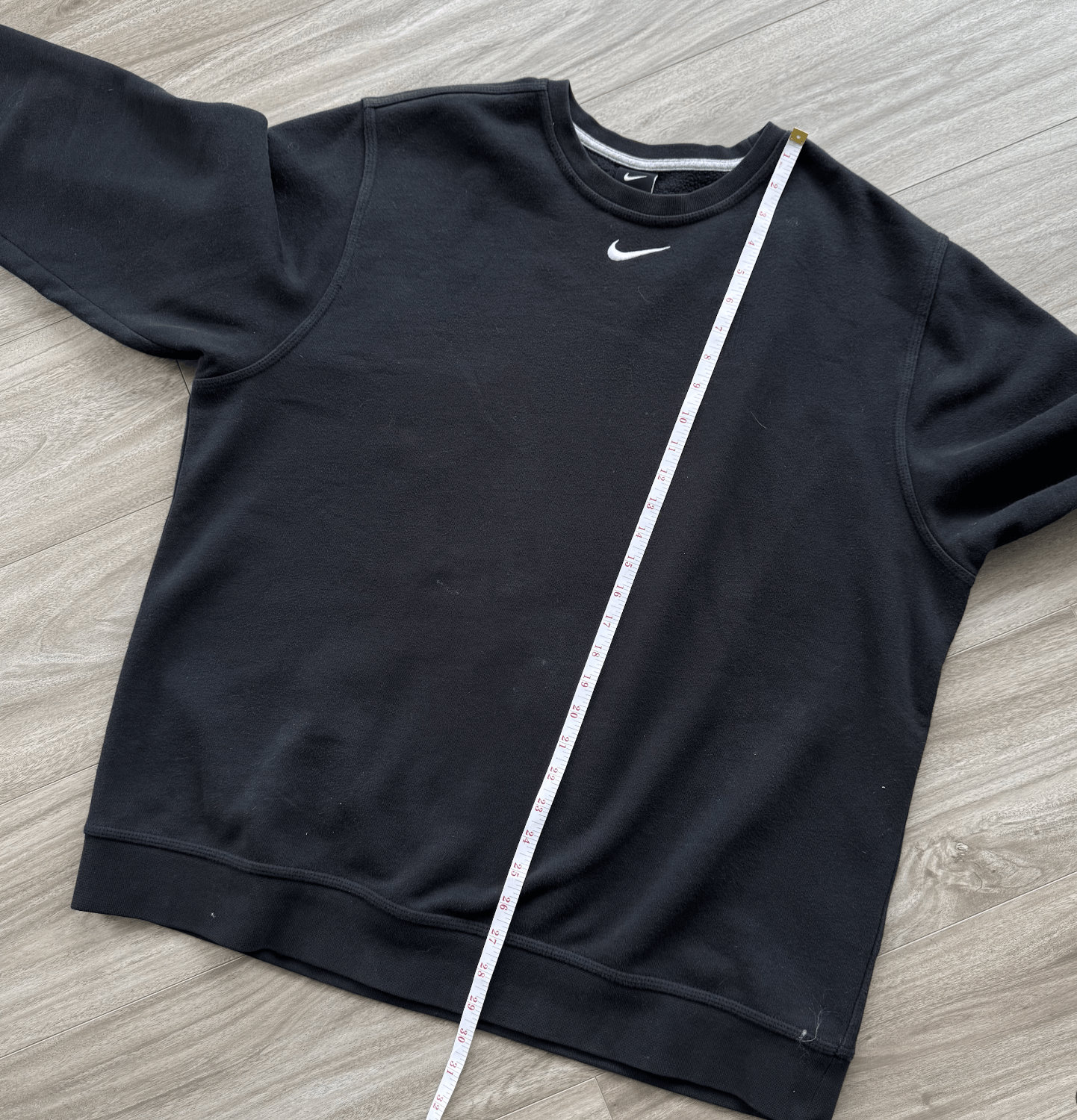 Nike × Vintage Vintage Nike Centre Solo Swoosh Crewneck Black Size US XL / EU 56 / 4 - 4 Thumbnail