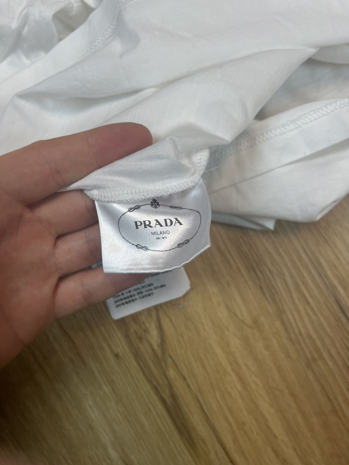 Prada Prada Nylon pocket logo t shirt 2020 Size M / US 6-8 / IT 42-44 - 9 Thumbnail