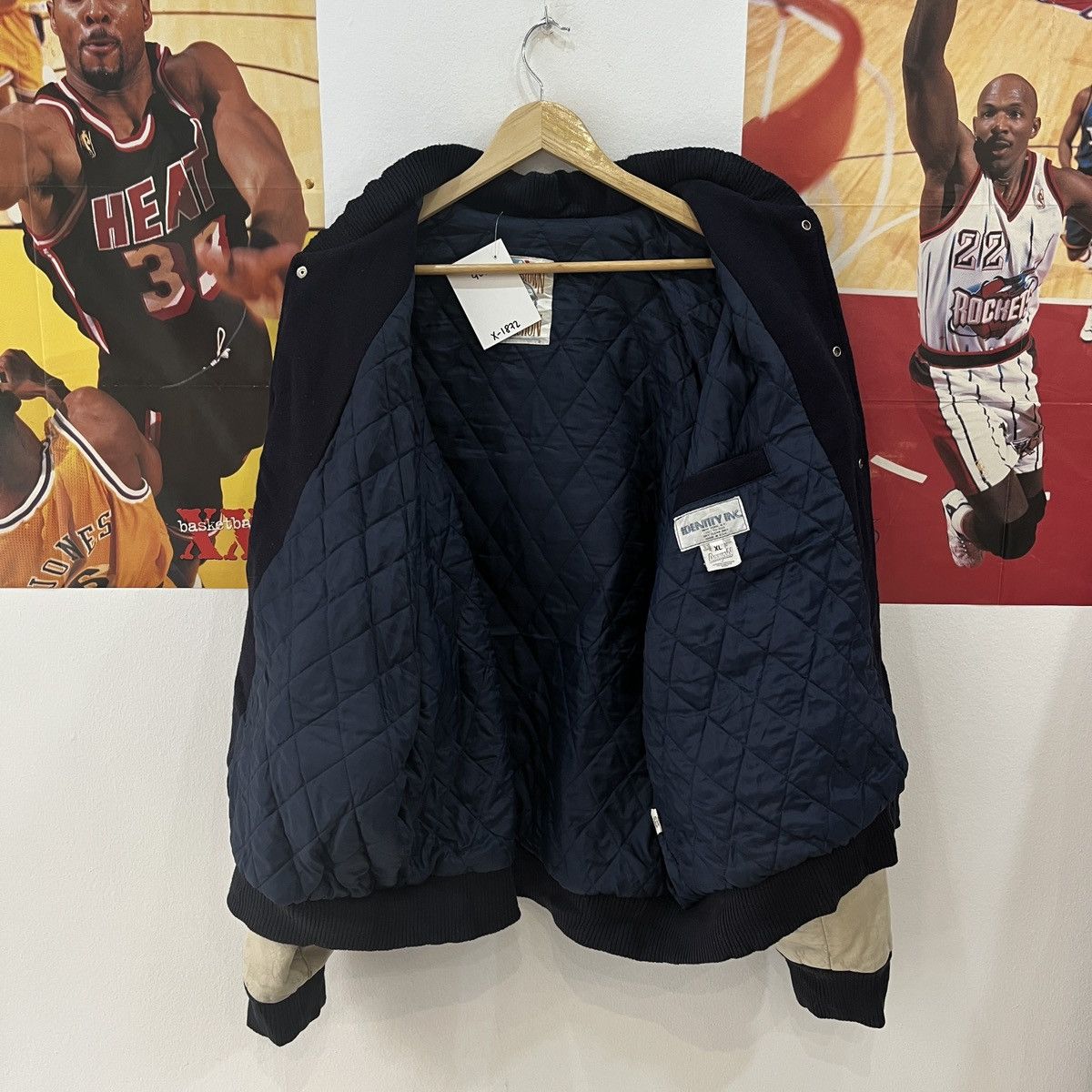 MLB × Starter × Vintage Vintage Cleveland Indians Identity INC 90’s Bomber Jacket Size US XL / EU 56 / 4 - 3 Thumbnail