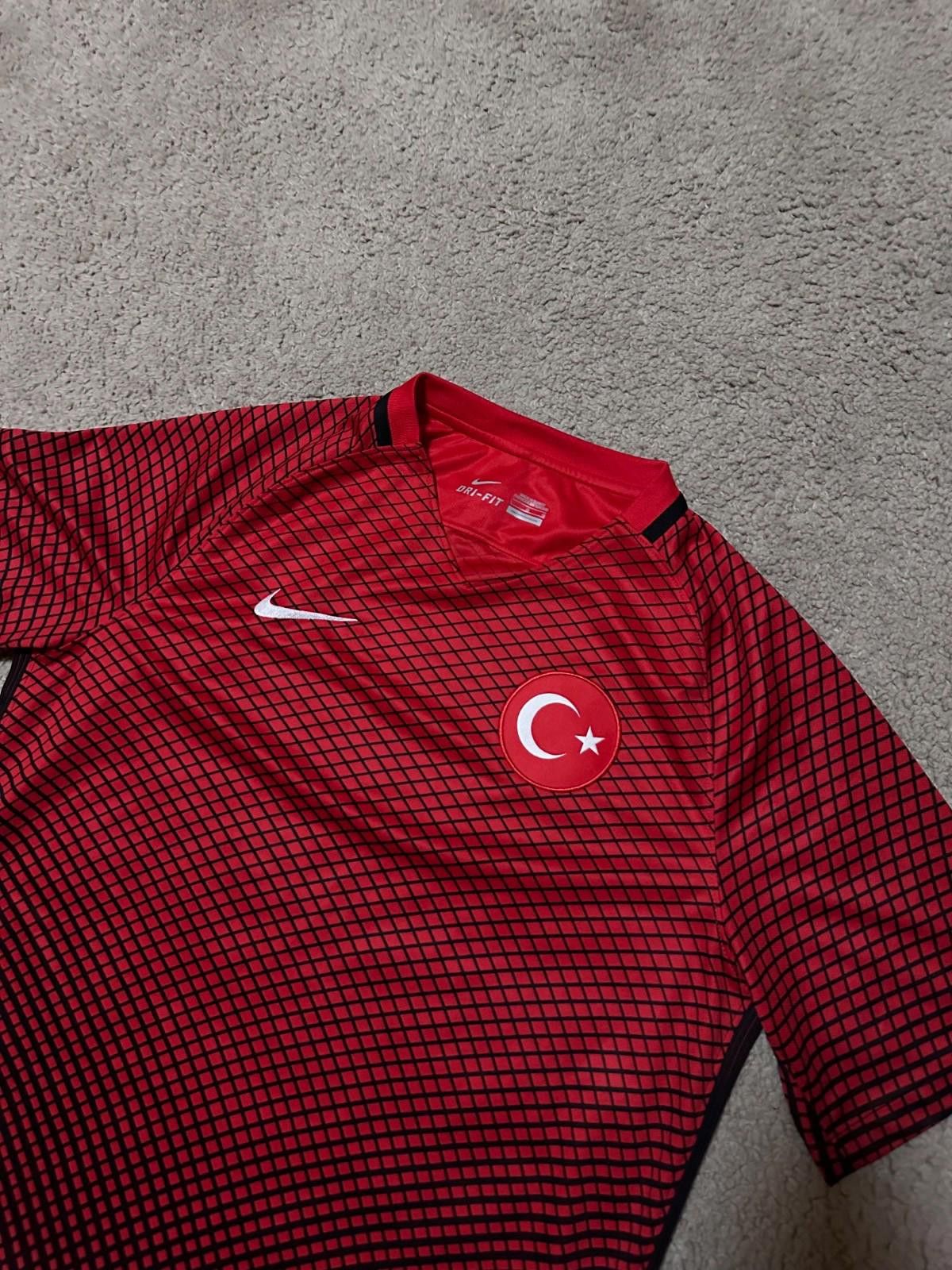 Nike Turkey 2016 2017 Home Football Shirt Soccer Jersey Nike Size US L / EU 52-54 / 3 - 4 Thumbnail