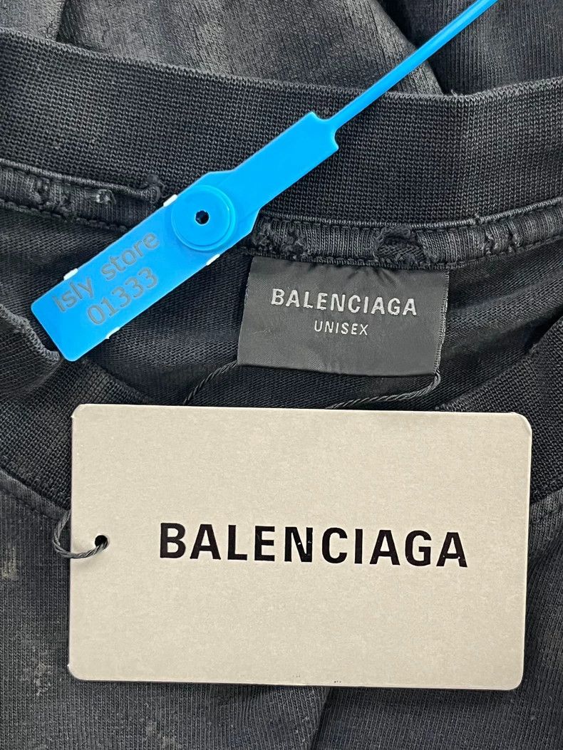 Balenciaga Balenciaga Logo Print Distressed Round Neck Short Sleeve T Size US L / EU 52-54 / 3 - 5 Thumbnail