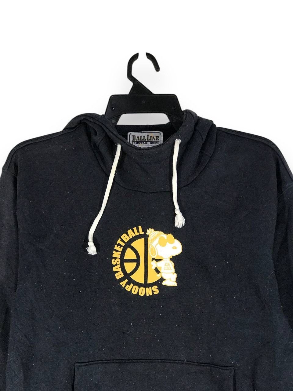 Other snoopy basketball dog Size US XS / EU 42 / 0 - 2 Thumbnail