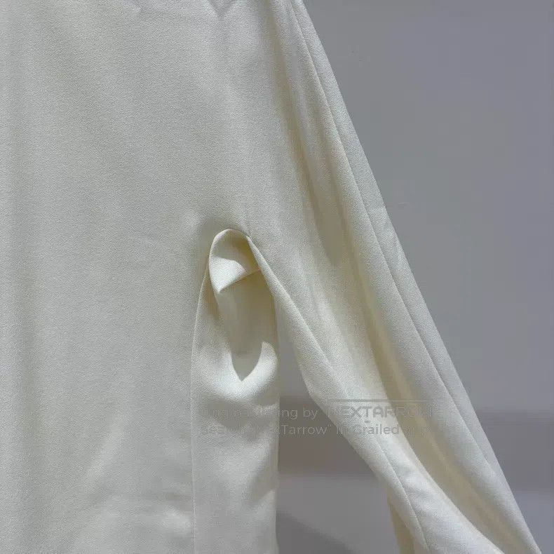 Hermes Hermes Double Layered Real Silk Mulberry Silk Top Size M / US 6-8 / IT 42-44 - 4 Thumbnail