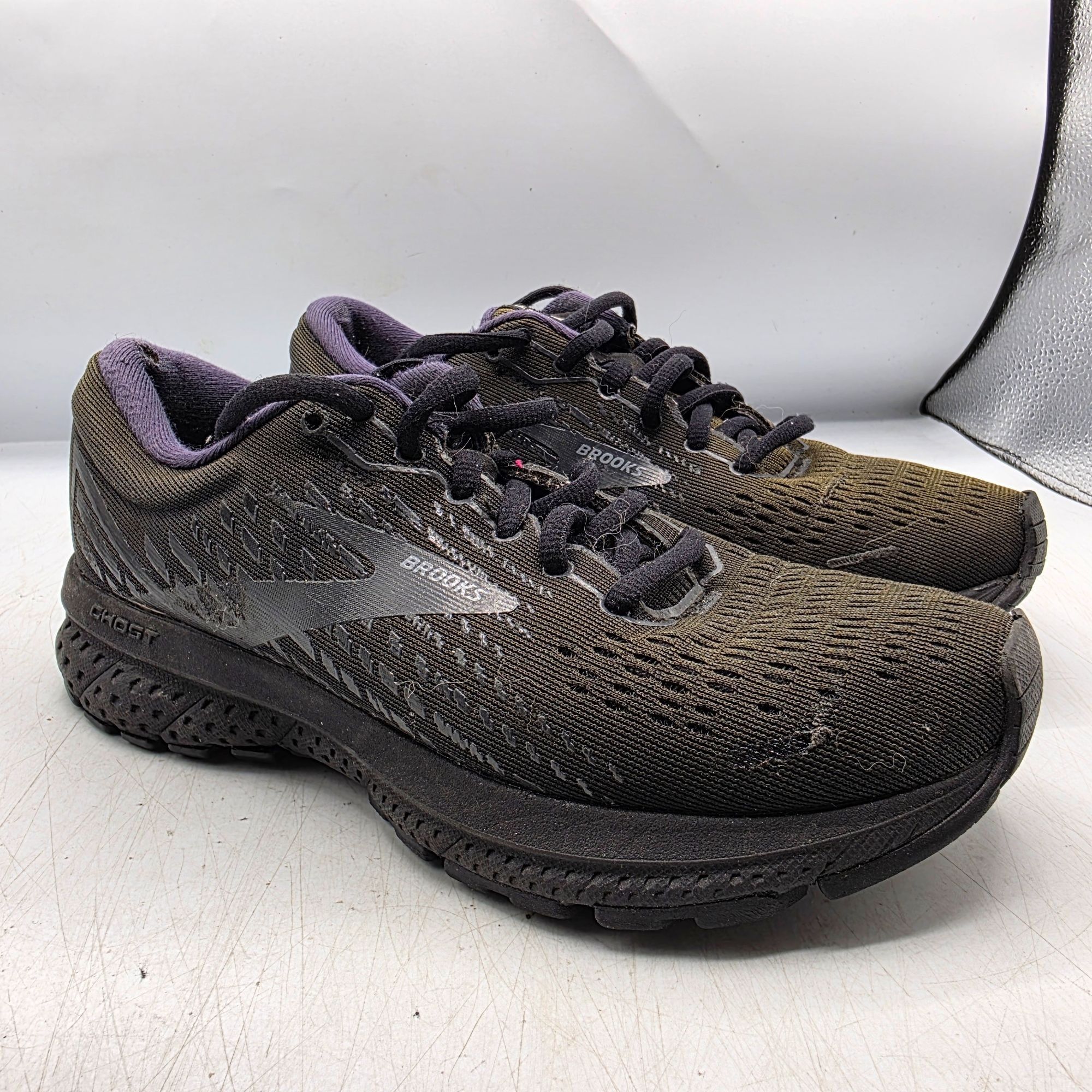 Brooks Ghost 13 Womens Size Black Purple Athletic Shoes Wa