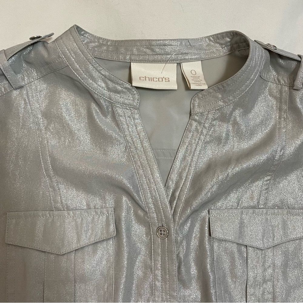 Chicos New Chico's Silver Shimmer Izzie Top Shirt Size 0 US S Size S / US 4 / IT 40 - 6 Thumbnail