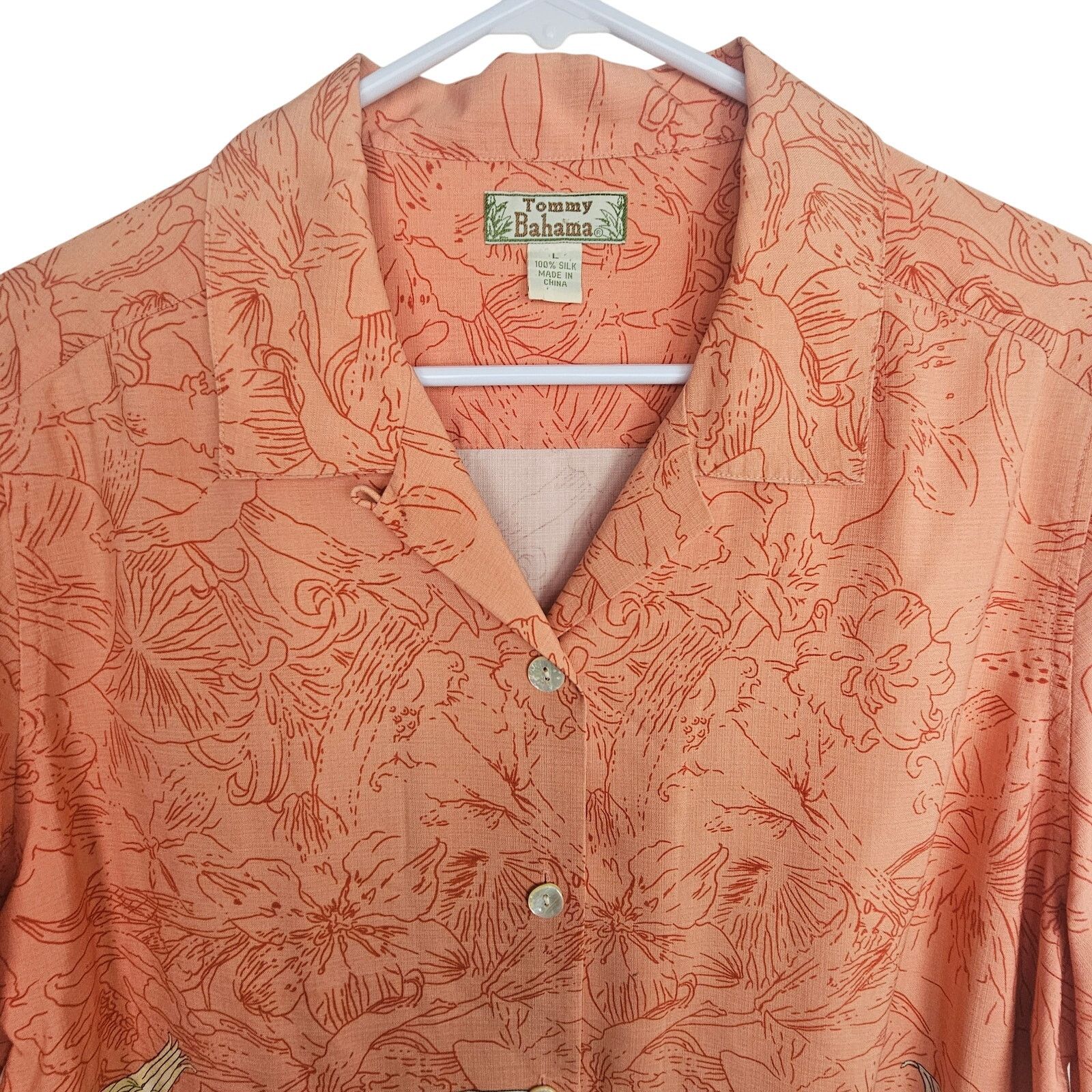 Tommy Bahama Tommy Bahama 100% Silk Hawaiian Shirt Sz L Tropical Beach Size L / US 10 / IT 46 - 2 Thumbnail