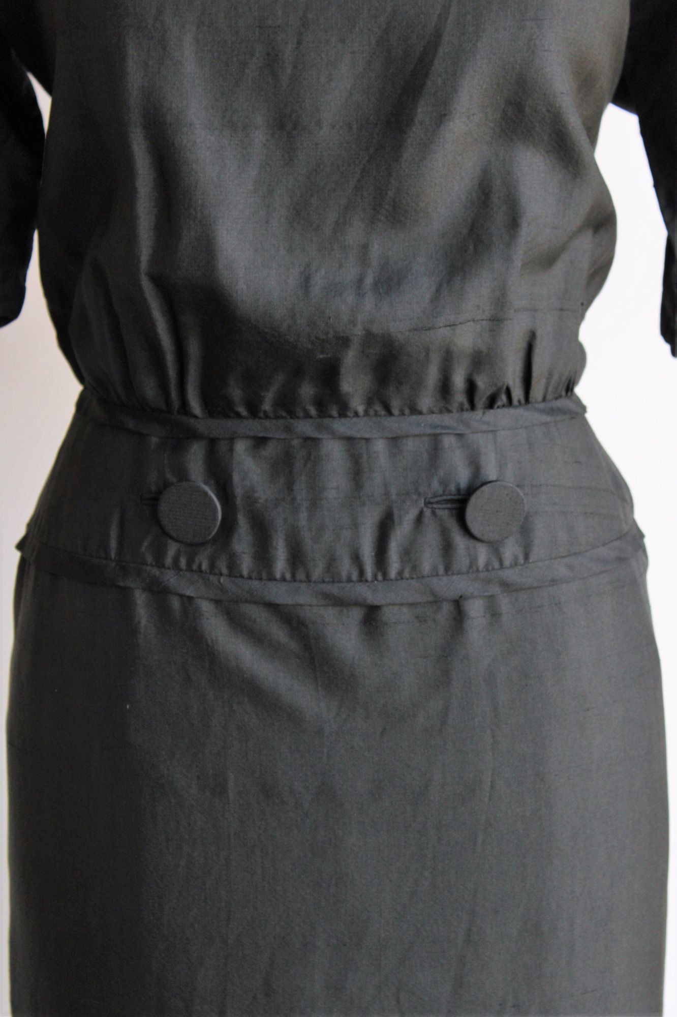 Vintage Vintage 1950s 1960s Dress, Carl Naftal Black Dupioni Silk Li Size M / US 6-8 / IT 42-44 - 4 Thumbnail