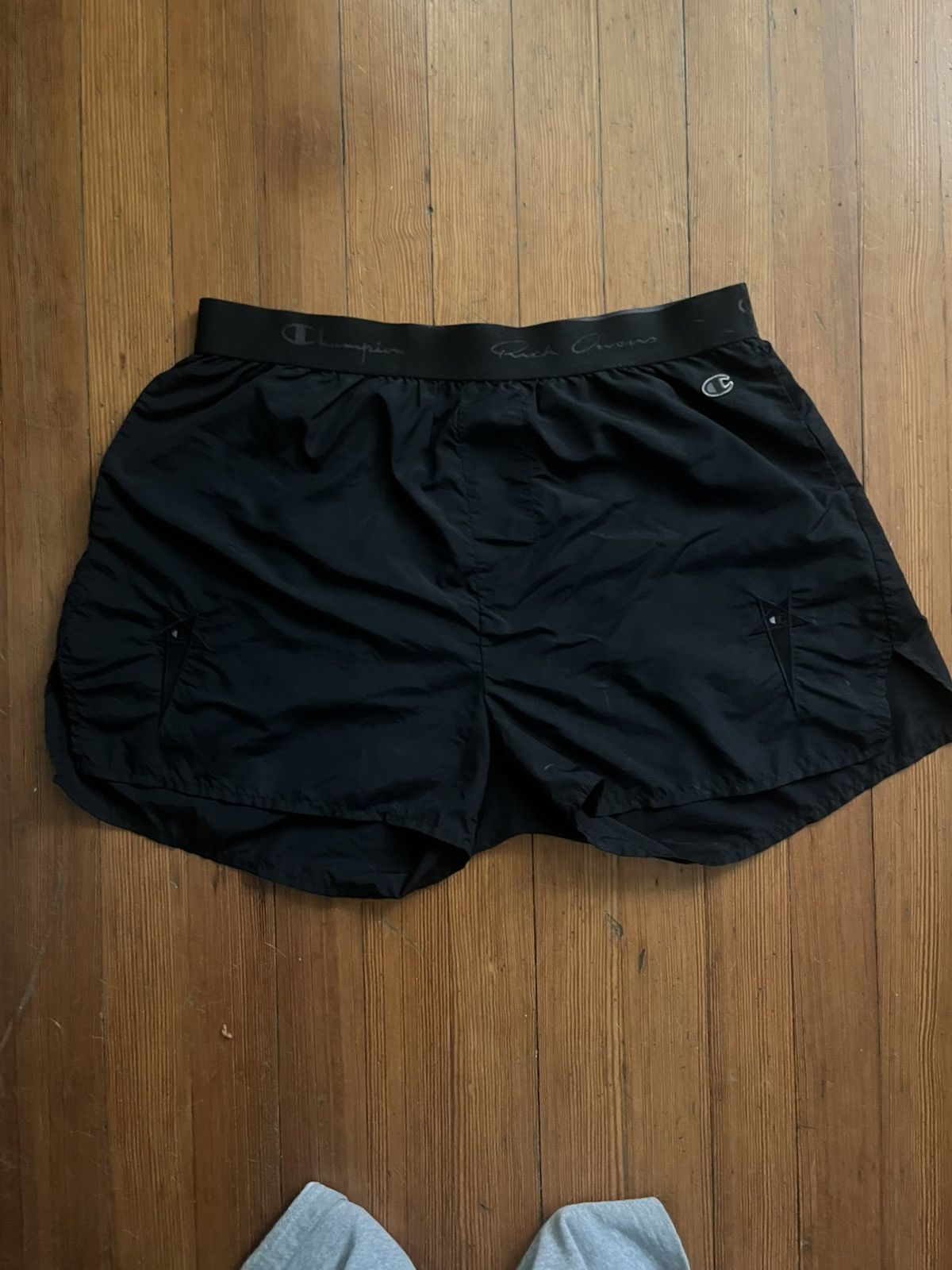 Champion × Rick Owens Rick Owns x Champion Scuba Shorts Size US 34 / EU 50 - 1 Thumbnail