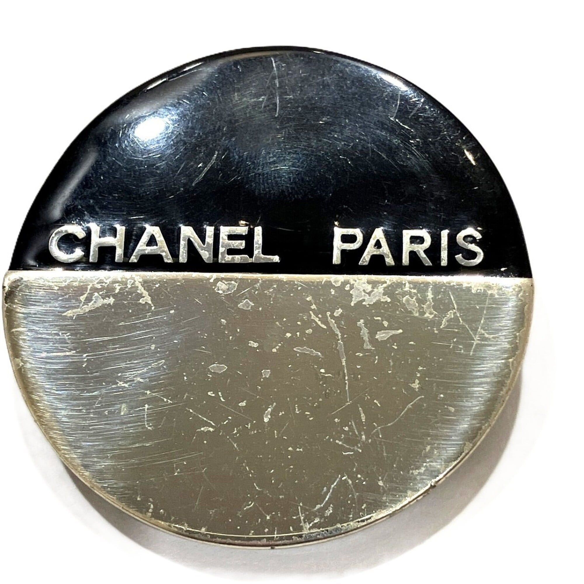 Chanel Chanel brooch accessory with logo. Total weight: 25g. Size ONE SIZE - 1 Thumbnail