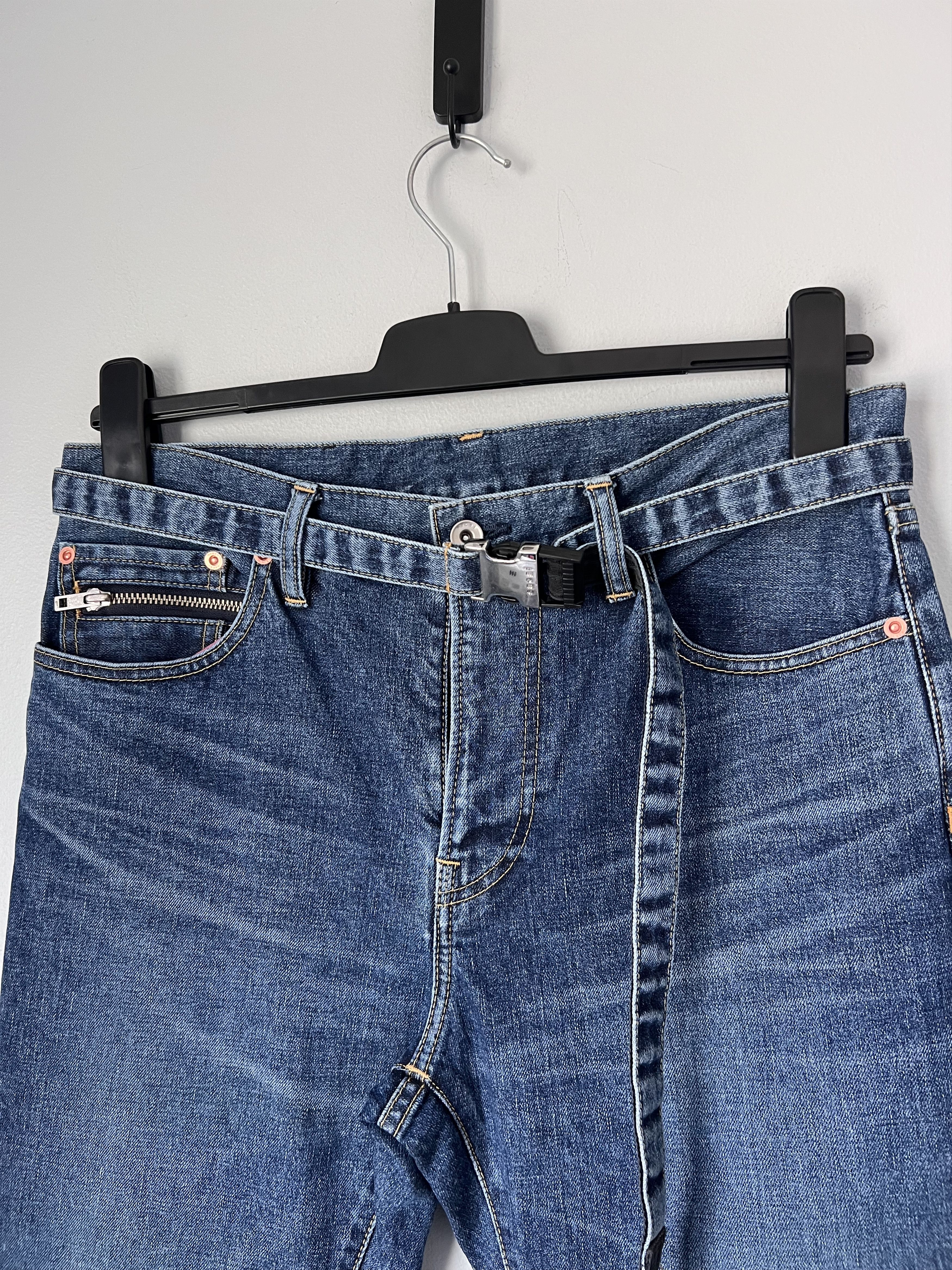 Sacai Sacai Slim Denim Jeans in Blue Size US 33 - 2 Thumbnail