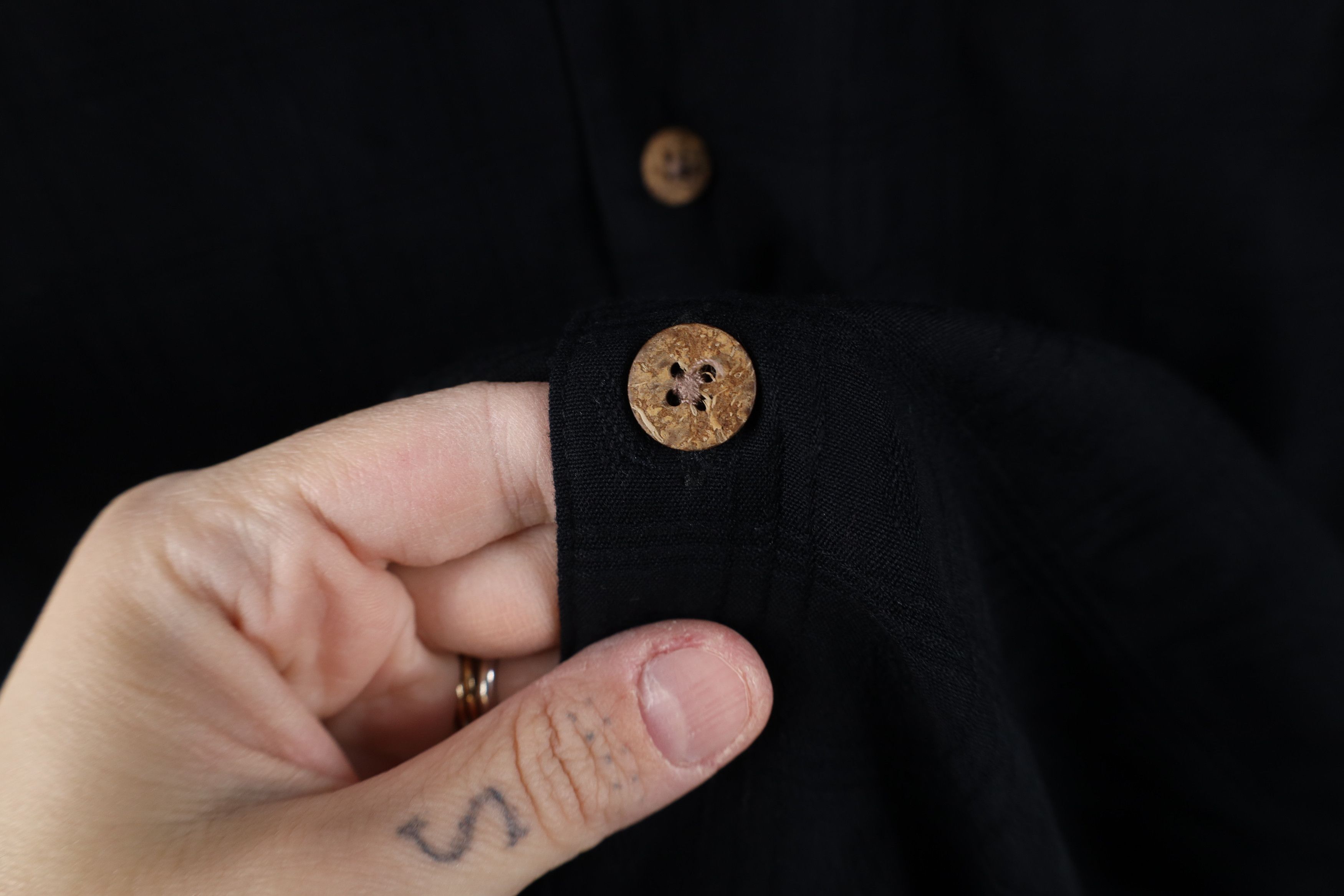 Vintage Vintage 90s Y2K Streetwear Loop Collar Button Shirt Black Size US XL / EU 56 / 4 - 6 Thumbnail