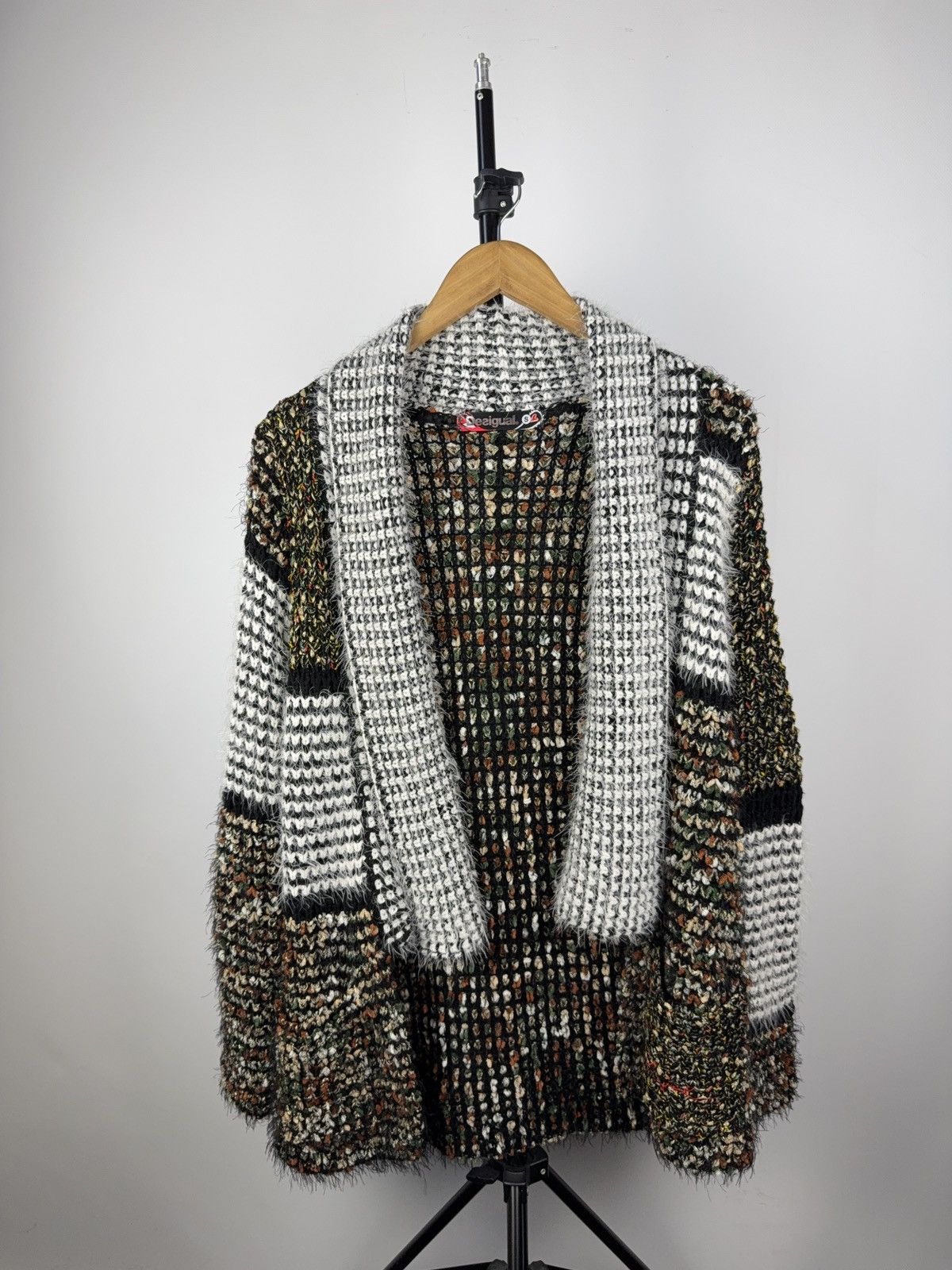 Desigual Desigual Chunky Knit Patchwork Cardigan S Boho Avant Garde Size S / US 4 / IT 40 - 1 Thumbnail