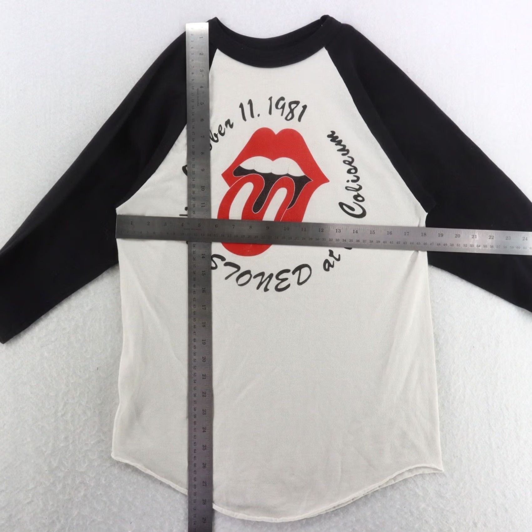 Vintage VINTAGE The Rolling Stones Shirt Mens 1981 3/4 Sleeve Jersey Black Medium Tshirt Size US M / EU 48-50 / 2 - 3 Thumbnail