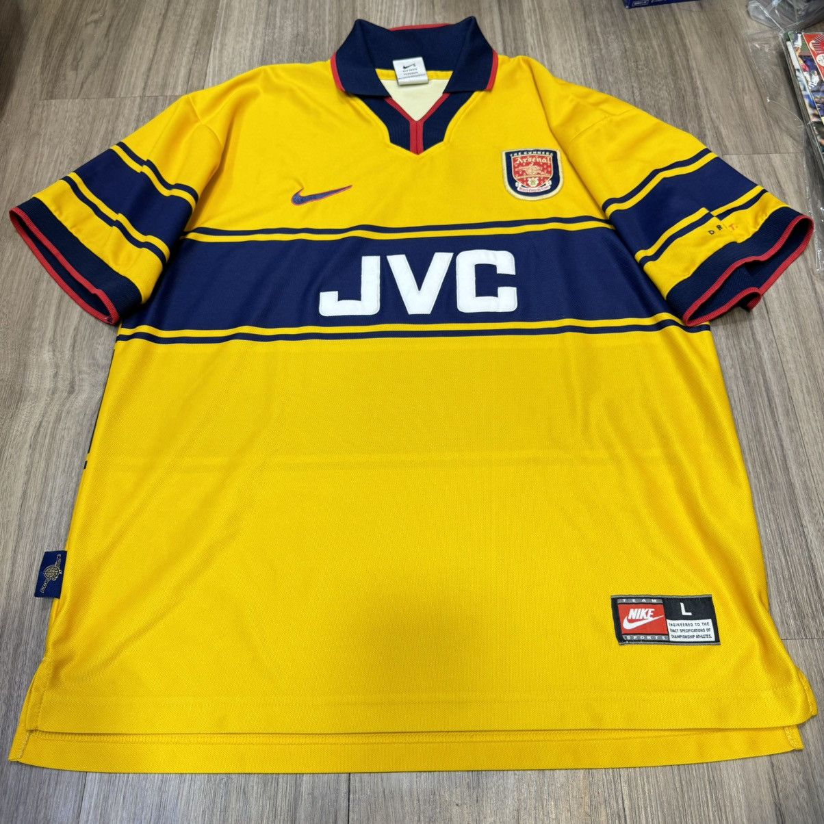 Vintage Arsenal 97/99 vintage away jersey Size US L / EU 52-54 / 3 - 1 Thumbnail