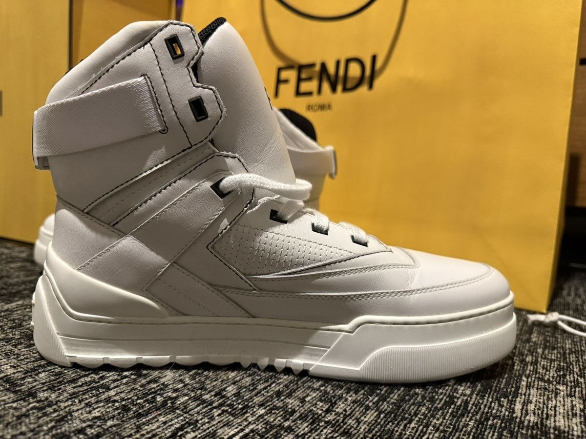 Fendi Tennis Fendi Leather Hightop Sneakers Model 7e1397a0u3f0454 Size US 8 / EU 41 - 9 Thumbnail