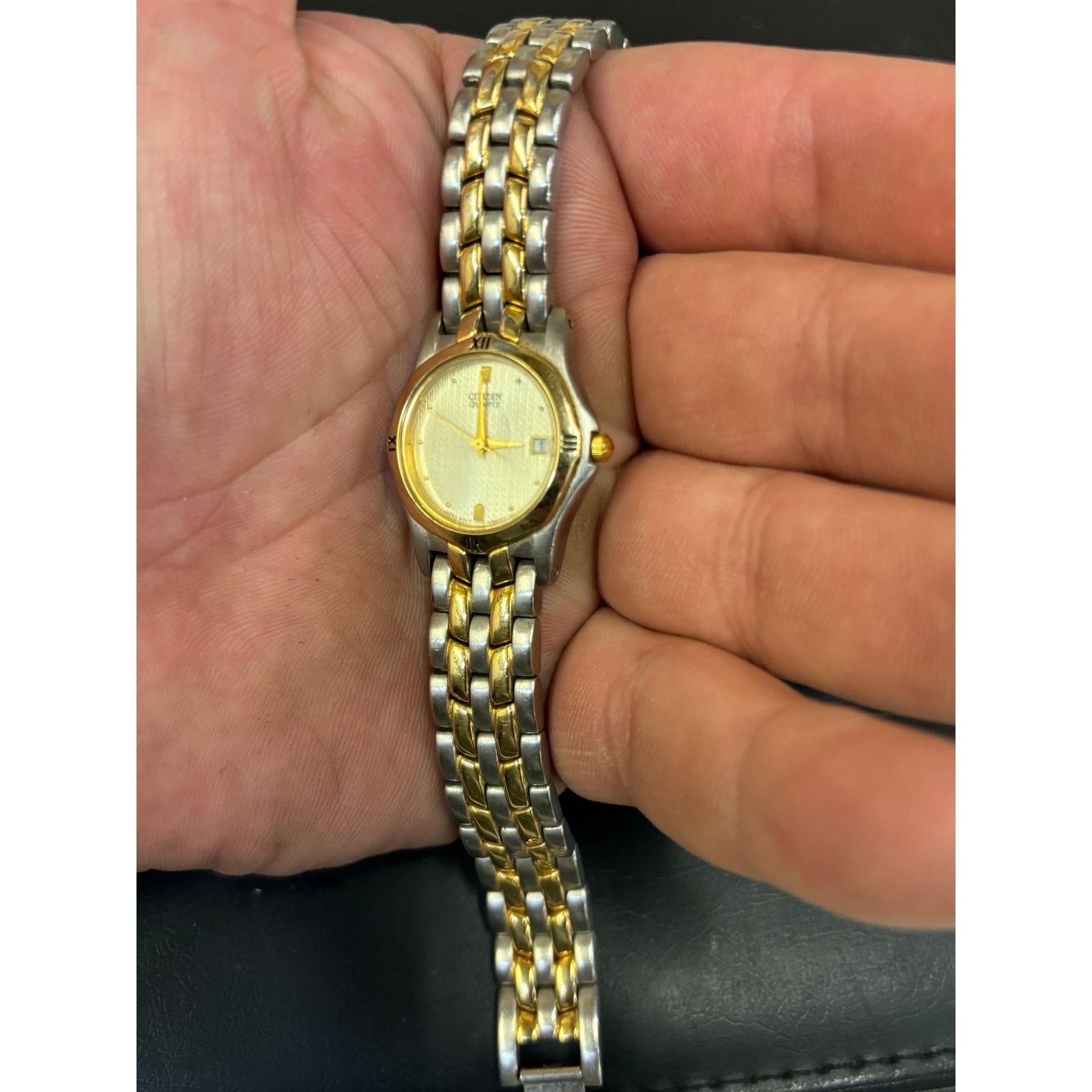 Citizen Vintage Citizen 2-Tone Women’s Watch! New Battery! Size ONE SIZE - 3 Thumbnail