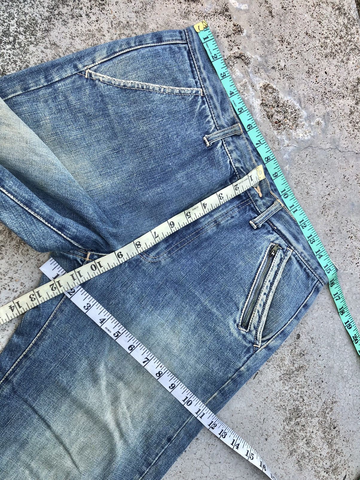 United Arrows ZIPPER WASHED BLUE DENIM Size US 31 - 8 Thumbnail