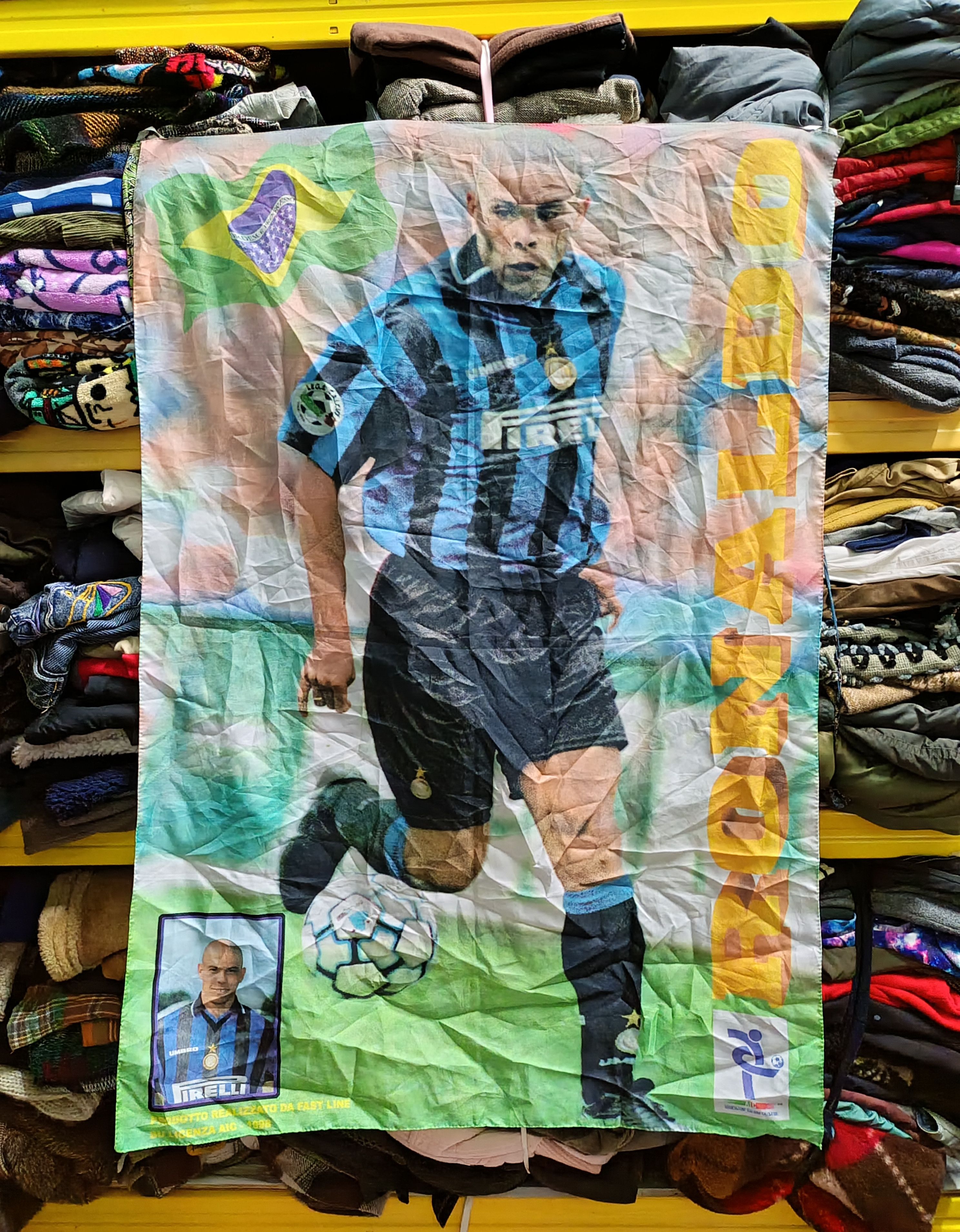 Vintage Vintage 1998 Inter Milan Ronaldo Poster Flag Size ONE SIZE - 1 Thumbnail