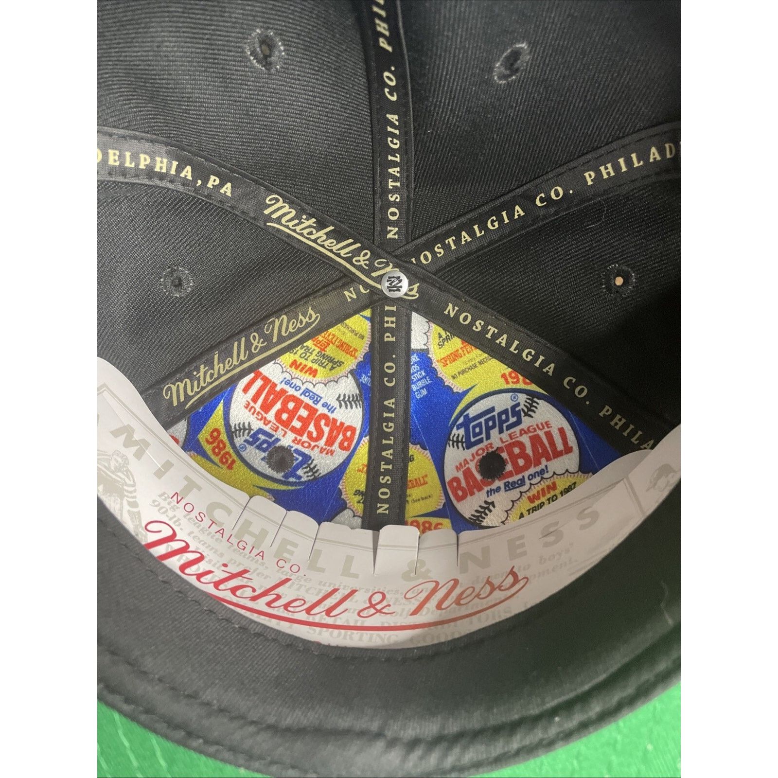 Mitchell & Ness New York Yankees Mitchell & Ness Topps Fitted Hat Men’s Sz 8 Size ONE SIZE - 8 Thumbnail