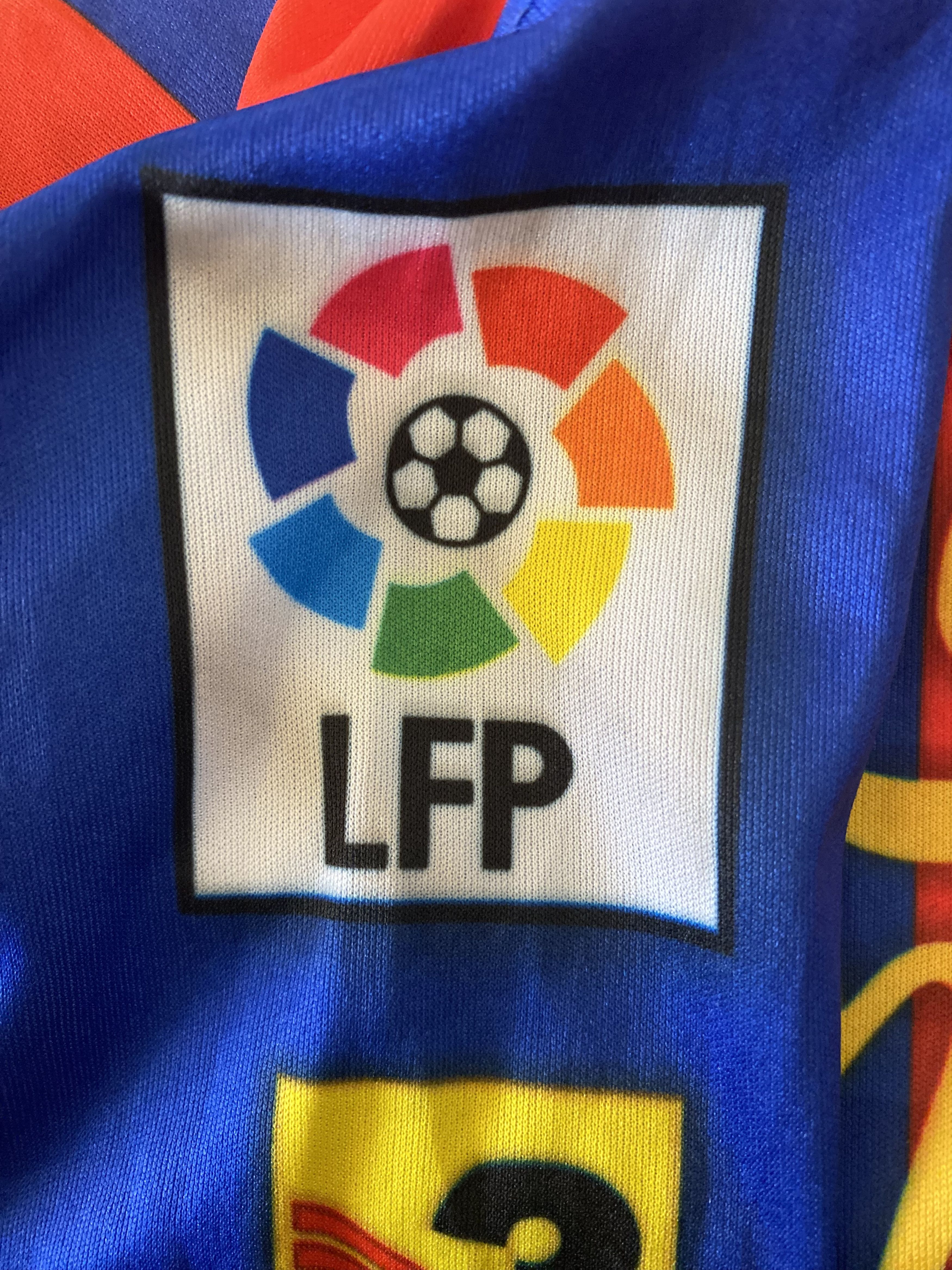 Other Football Jersey F.C BARCELONA - 2011 - 2012 - L - UNIQUE Size US L / EU 52-54 / 3 - 3 Thumbnail